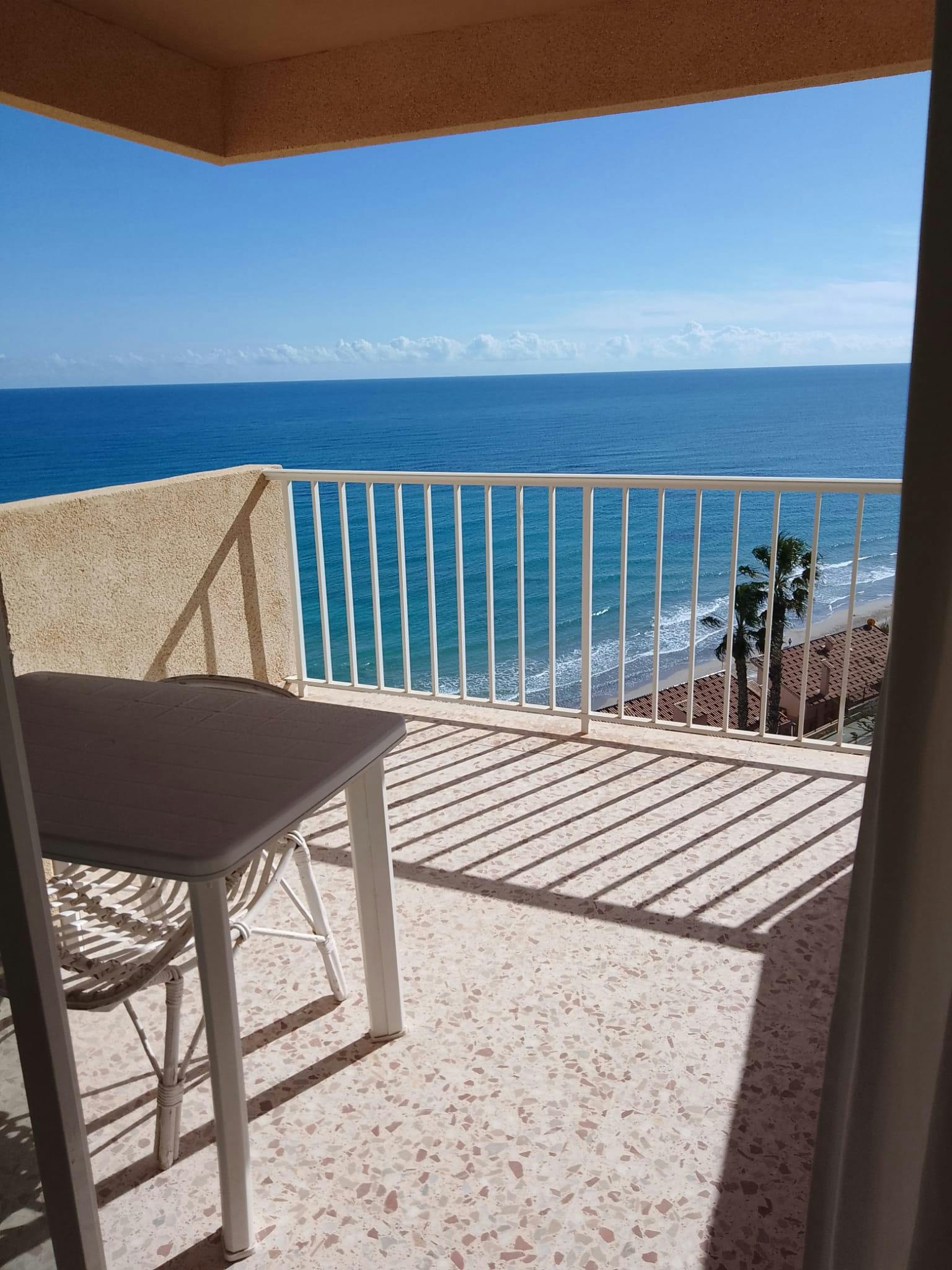 Appartement à louer pour 1 200 €/mois à Dehesa de Campoamor, Calle Núñez de Arce