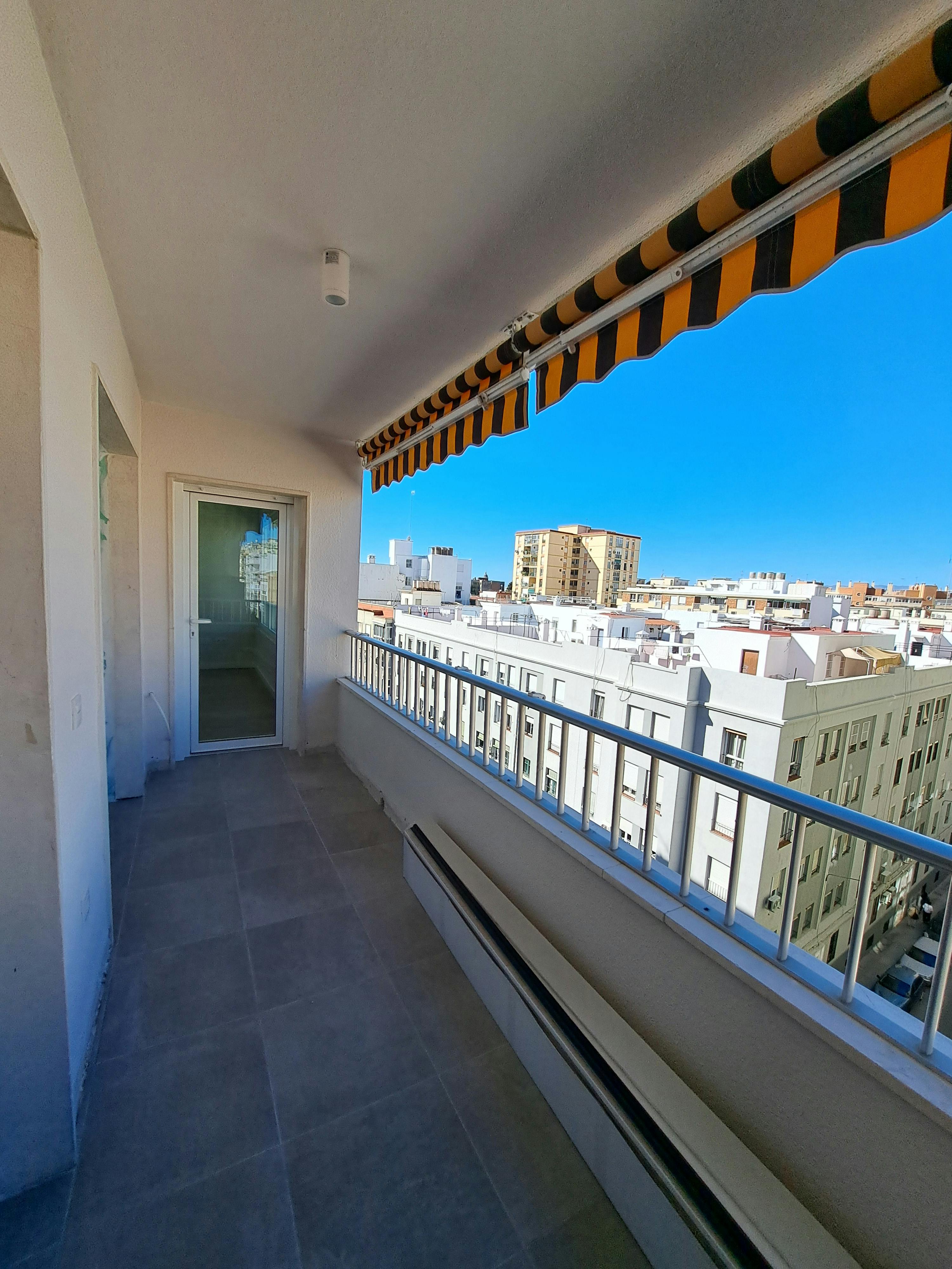 Appartement te huur voor € 1.175 per maand in Málaga, Calle Cristo de la Epidemia