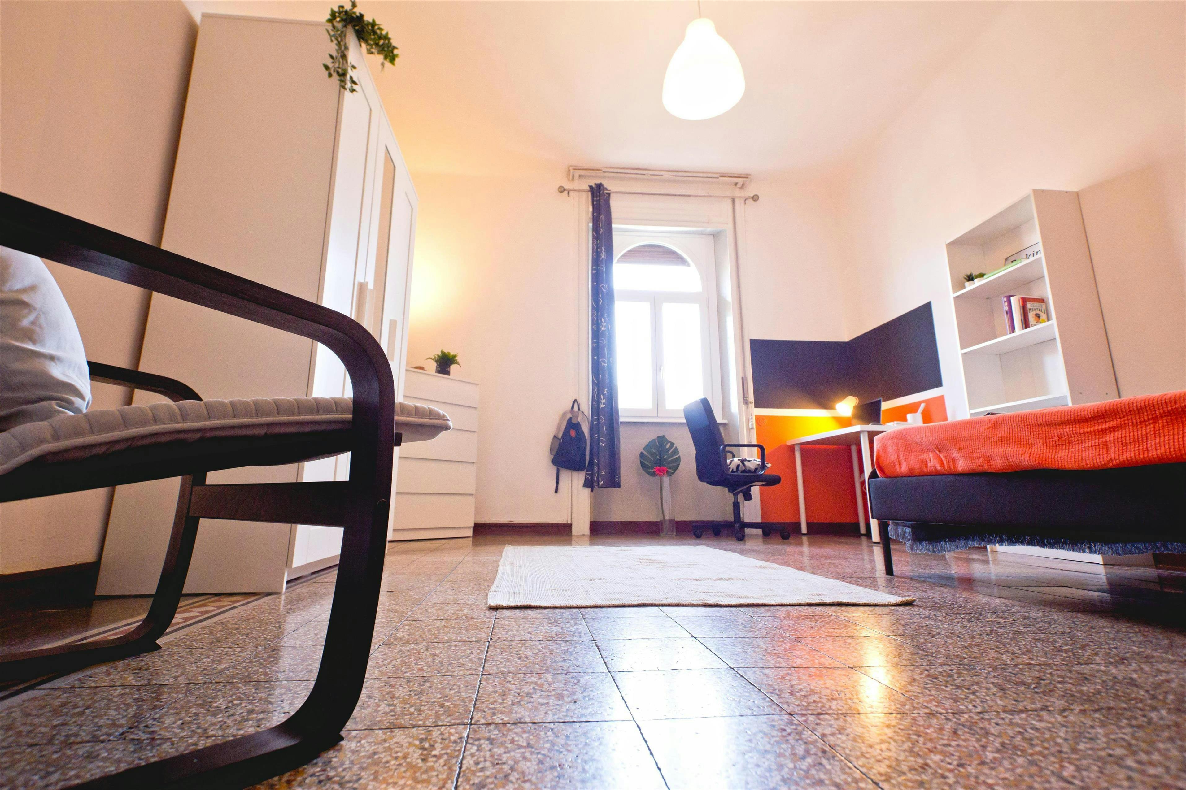 WG-Zimmer zu mieten für 560 € pro Monat in Lecco, Via Leonardo Da Vinci