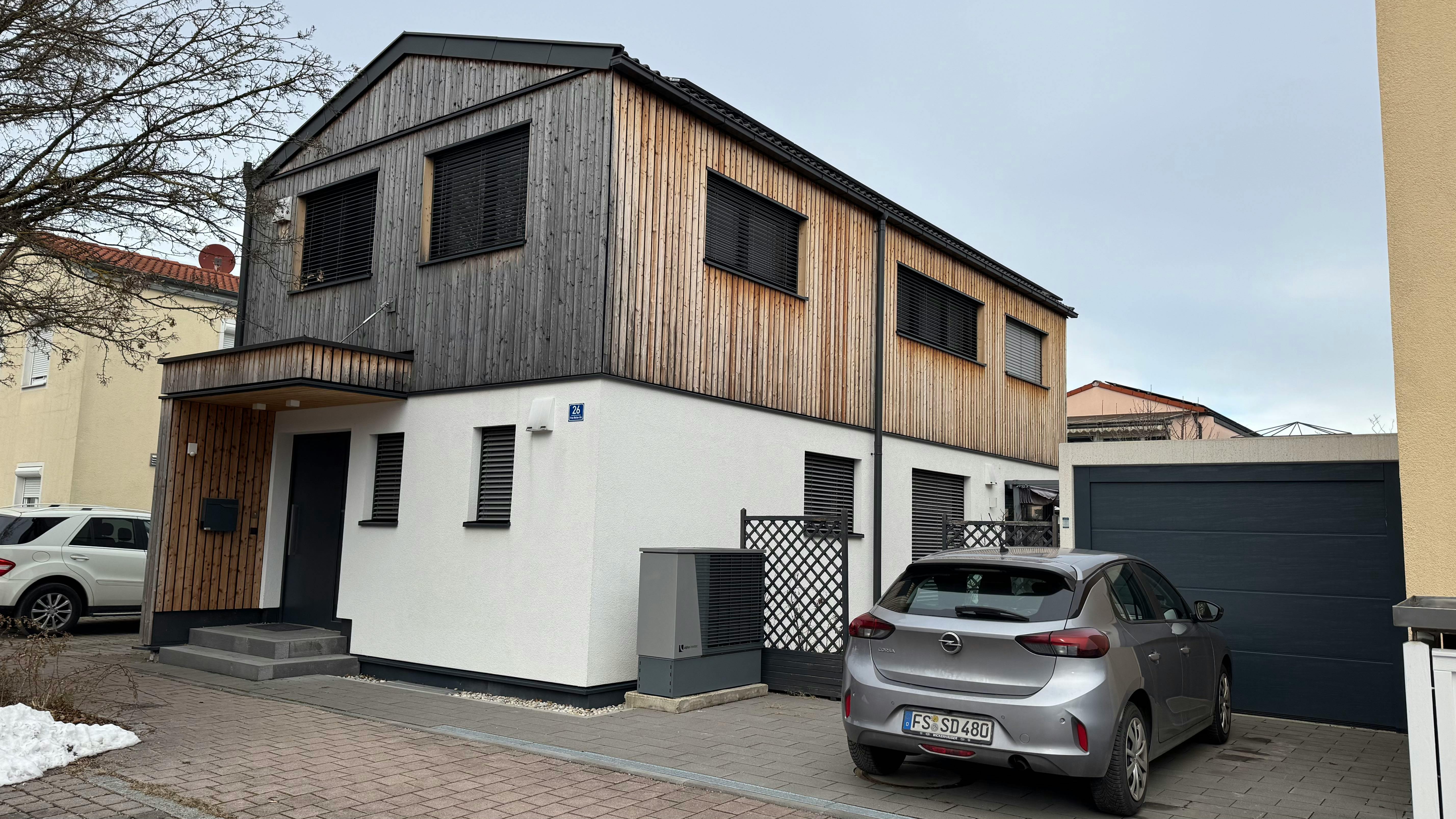 House for rent for €3,950 per month in Neufahrn bei Freising, Fritz-Walter-Straße