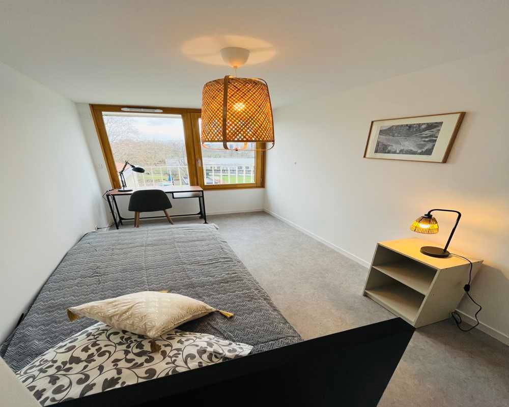 Private room for rent for €435 per month in Caluire-et-Cuire, Place Victor Basch