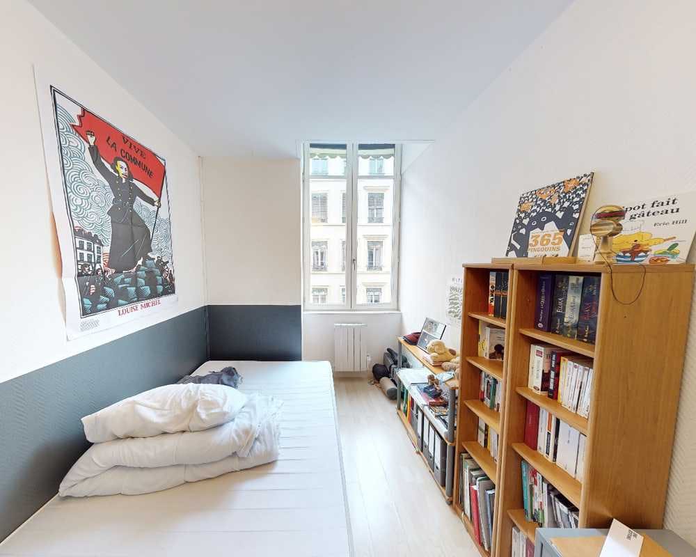 Place Voltaire, Lyon preview