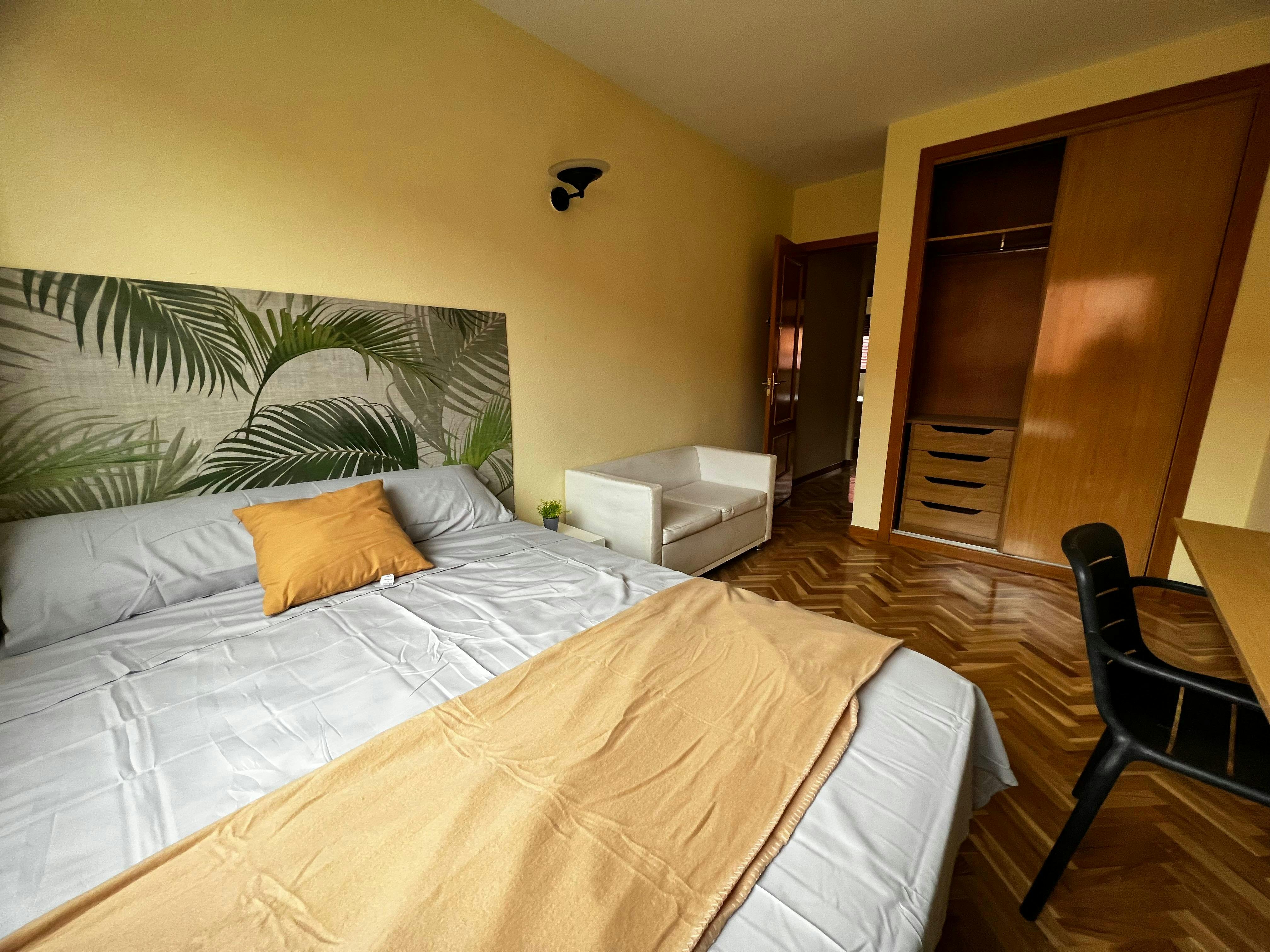 Cameră privată de închiriat pentru 73 EUR pe lună în Tres Cantos, Calle del Viento