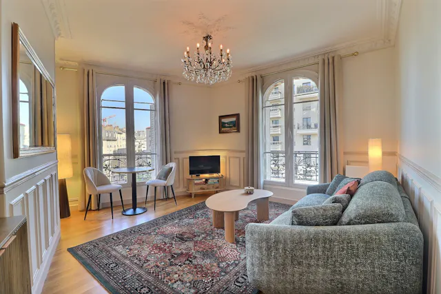 1-Bedroom Apartment in Rue Collange, Levallois-Perret (1698298) room image 2