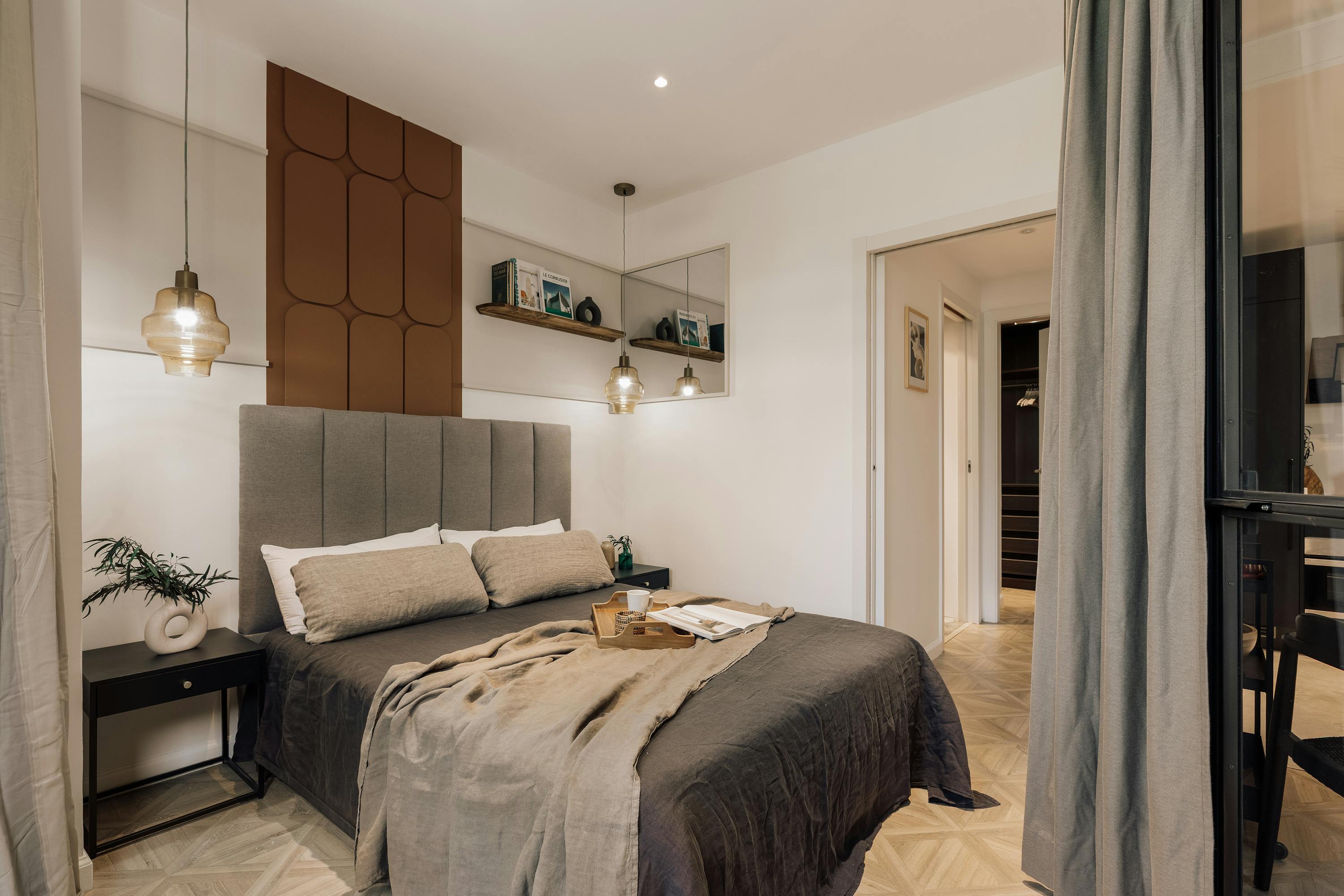 Ronda de Sant Antoni, Barcelona preview