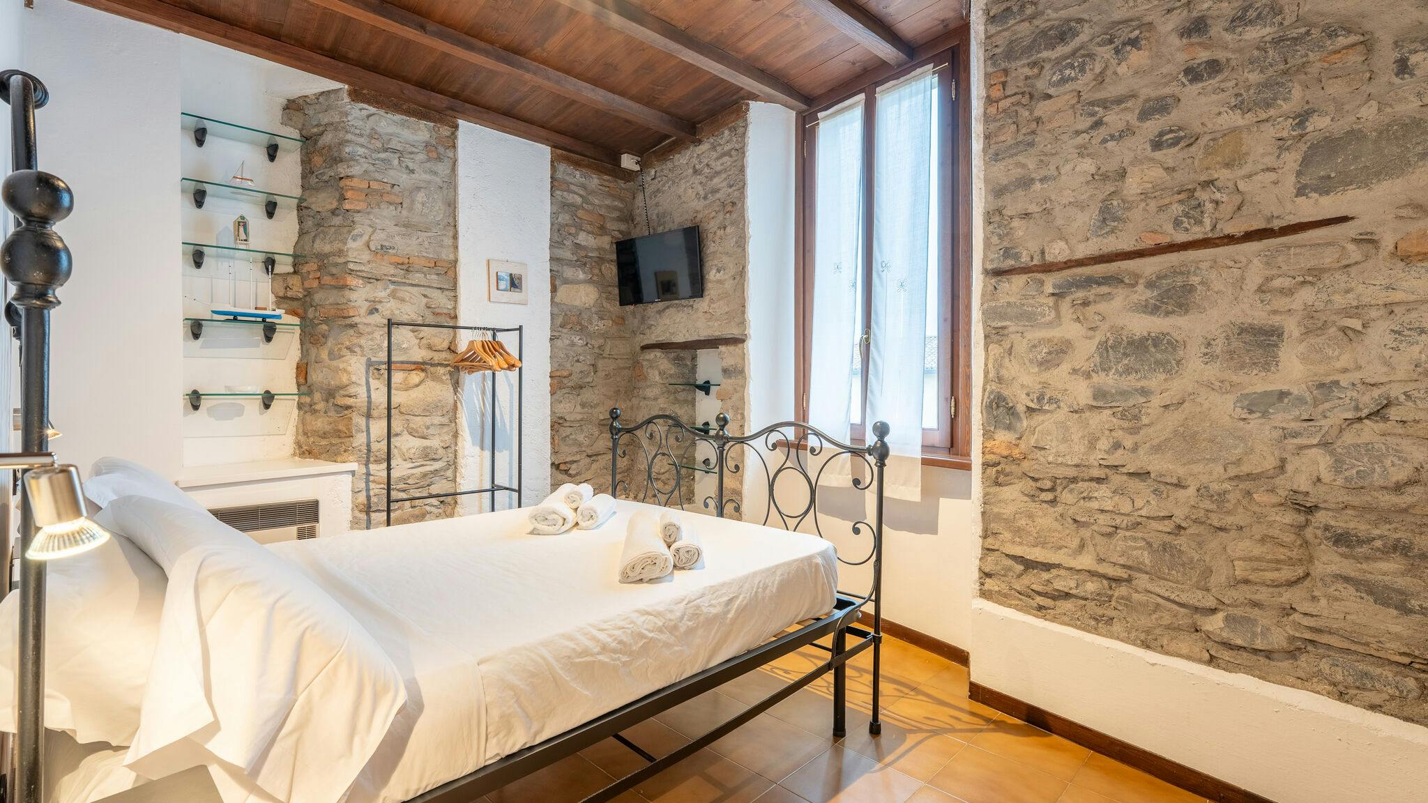 Appartamento in affitto a 1 € al mese a Lenno, Piazza Campidoglio