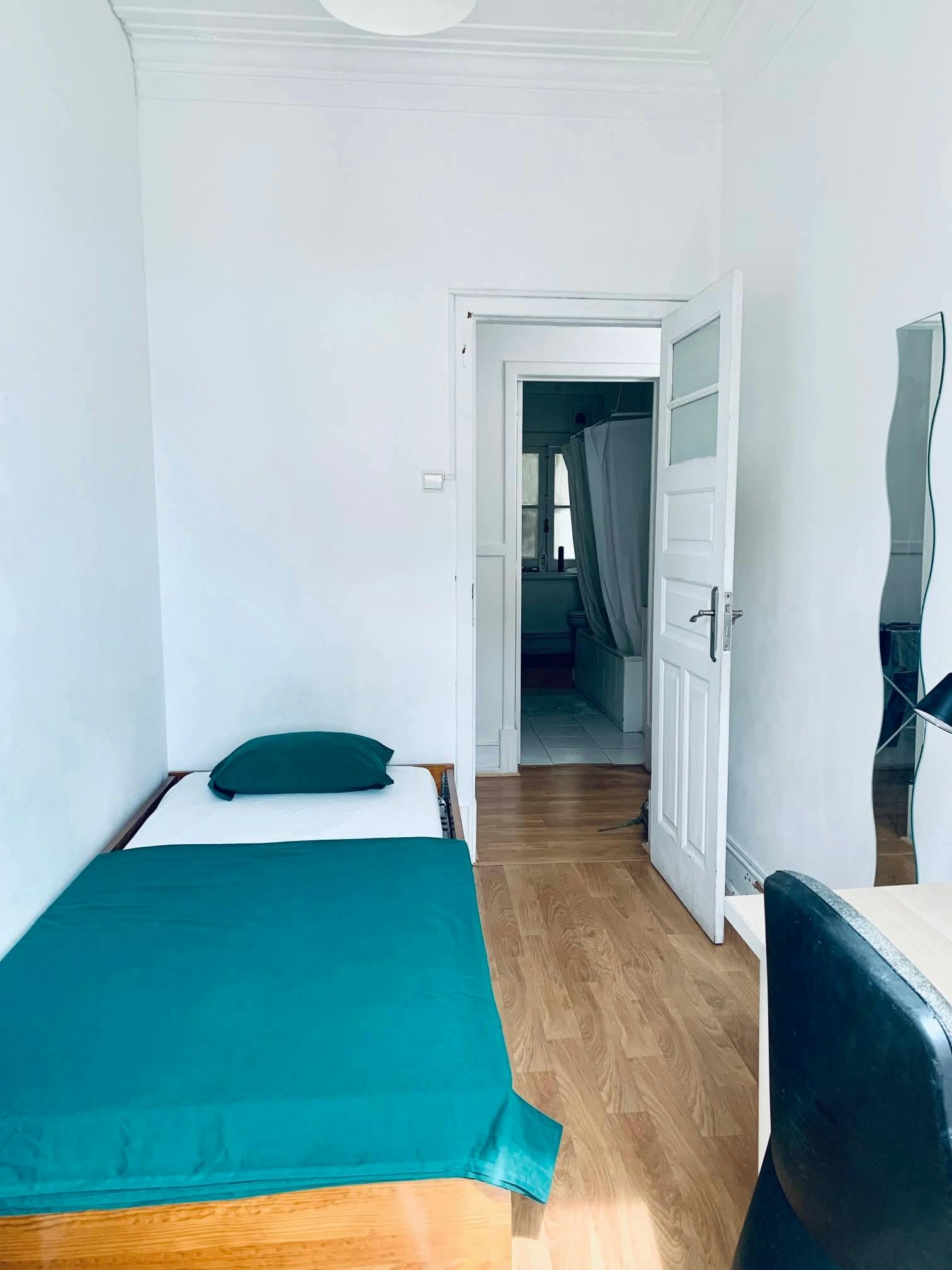 Avenida Almirante Reis, Lisbon preview