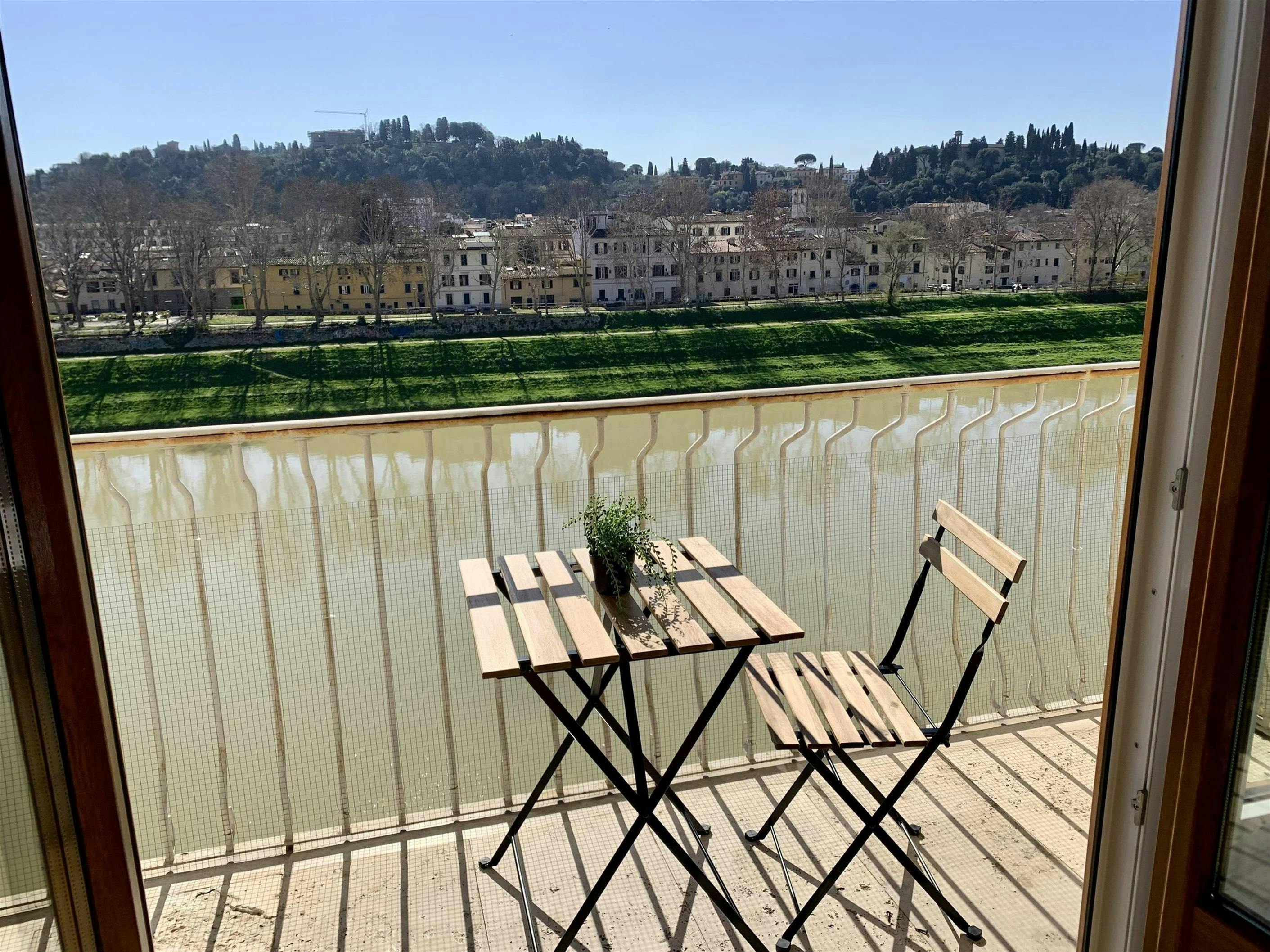 Lungarno Amerigo Vespucci, Florence preview