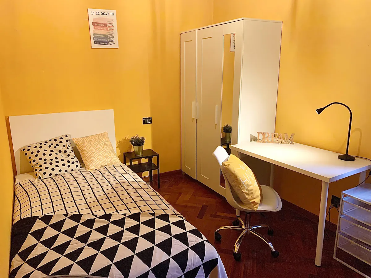 Private room in Via di San Salvi, Florence (1698455) ROOM