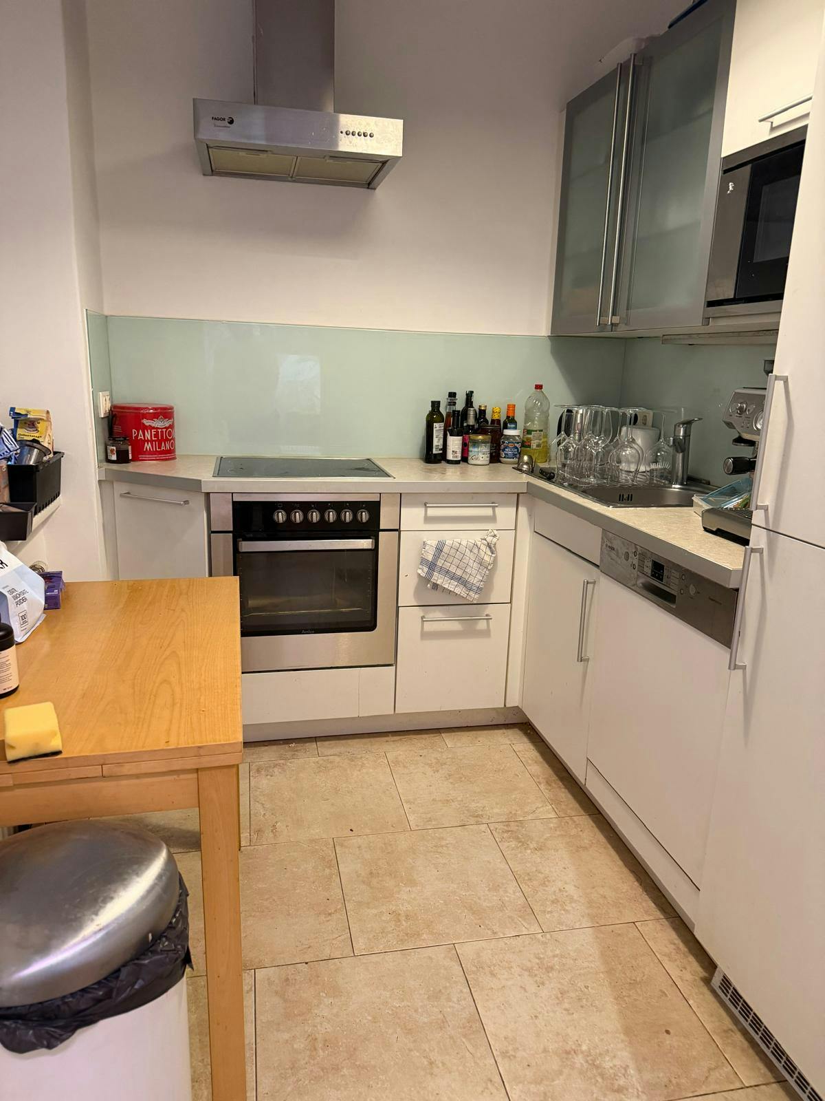 Novaragasse, Vienna preview