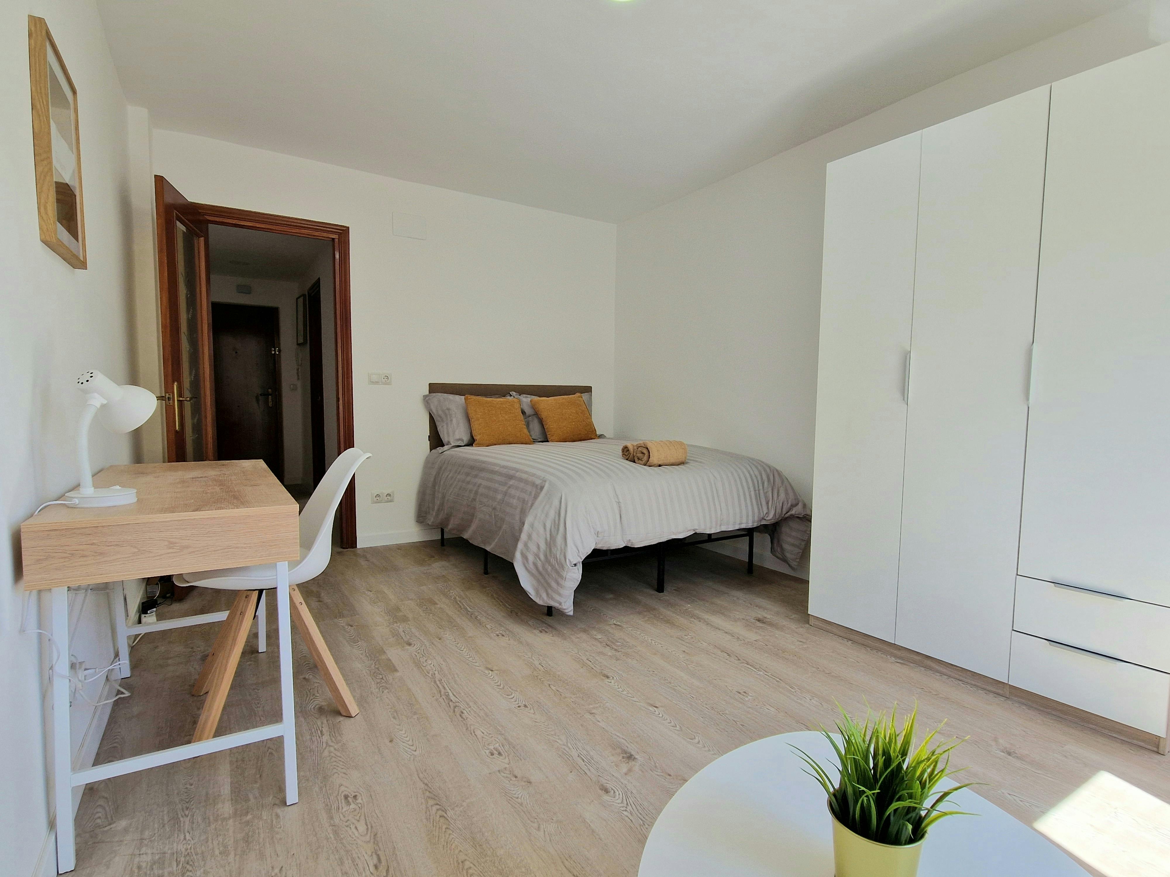 Habitación privada en alquiler por 525 € al mes en Parla, Calle de Fernando III El Santo