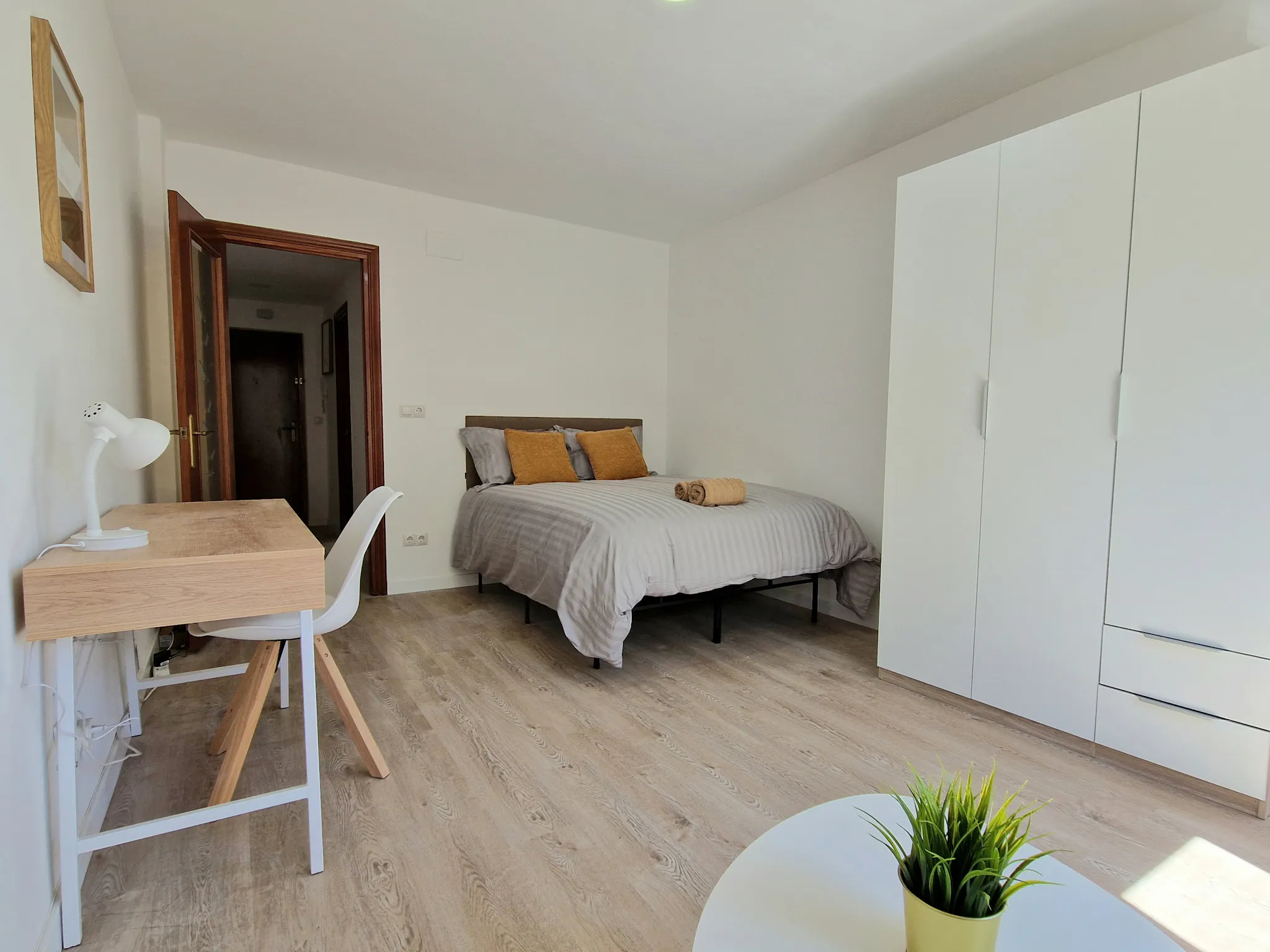 Calle de Fernando III El Santo, Parla preview