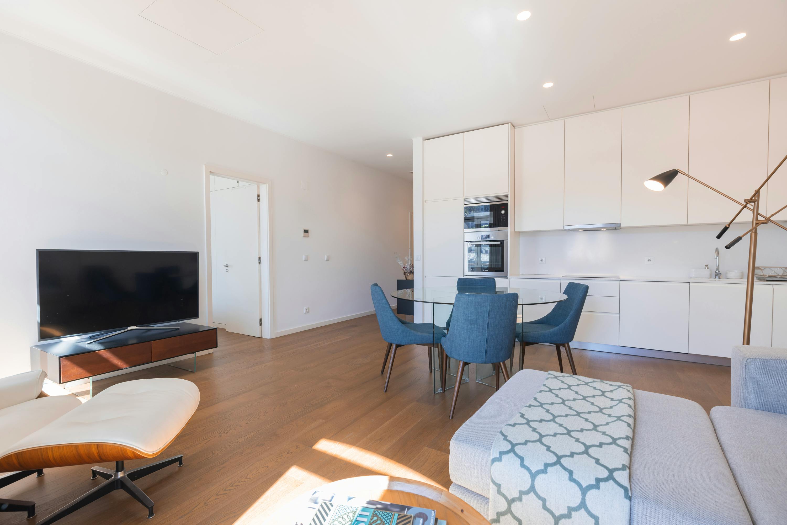Apartment Lisbon, 2 beds — photo 9