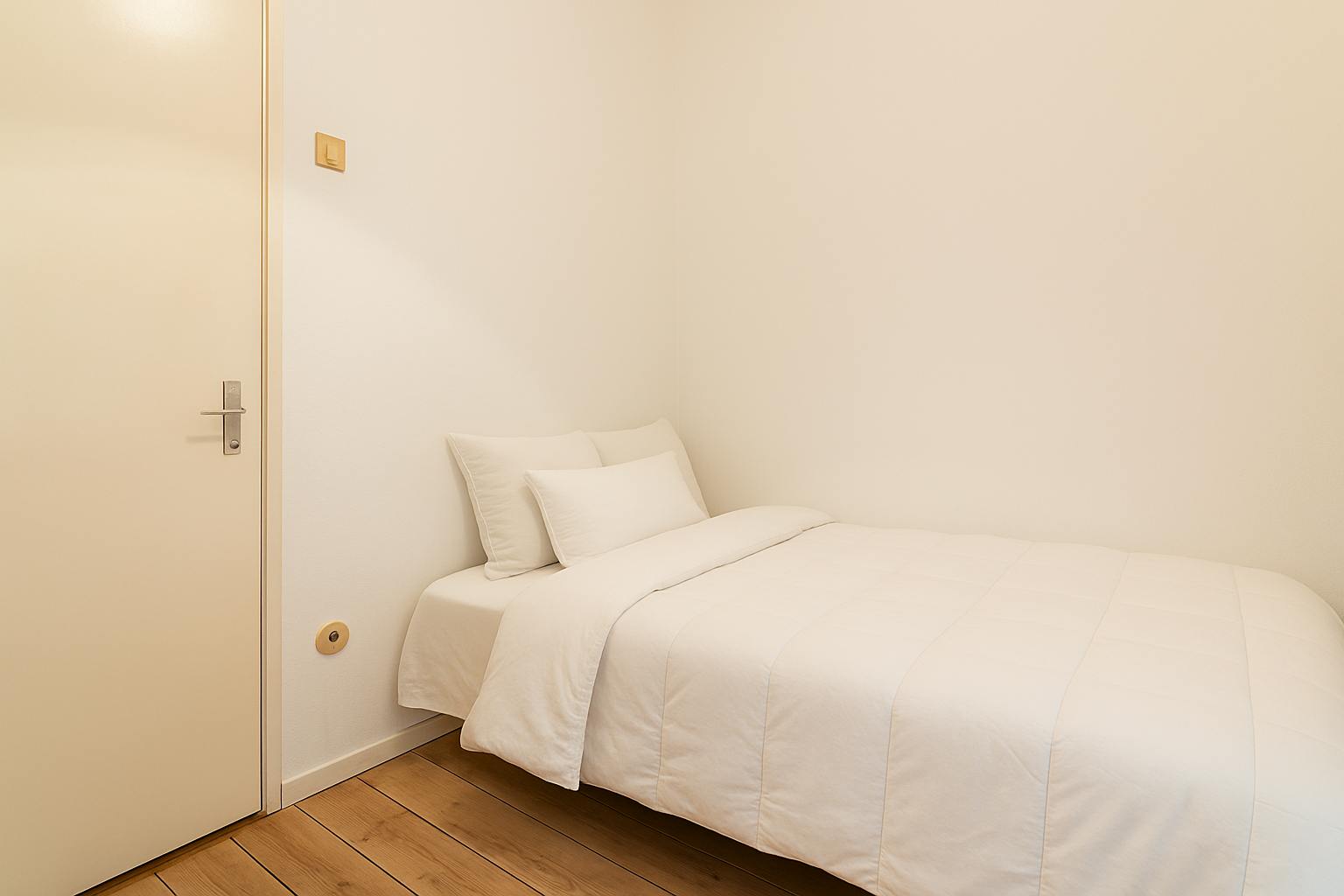 Rua Carvalho Araújo, Lisbon preview