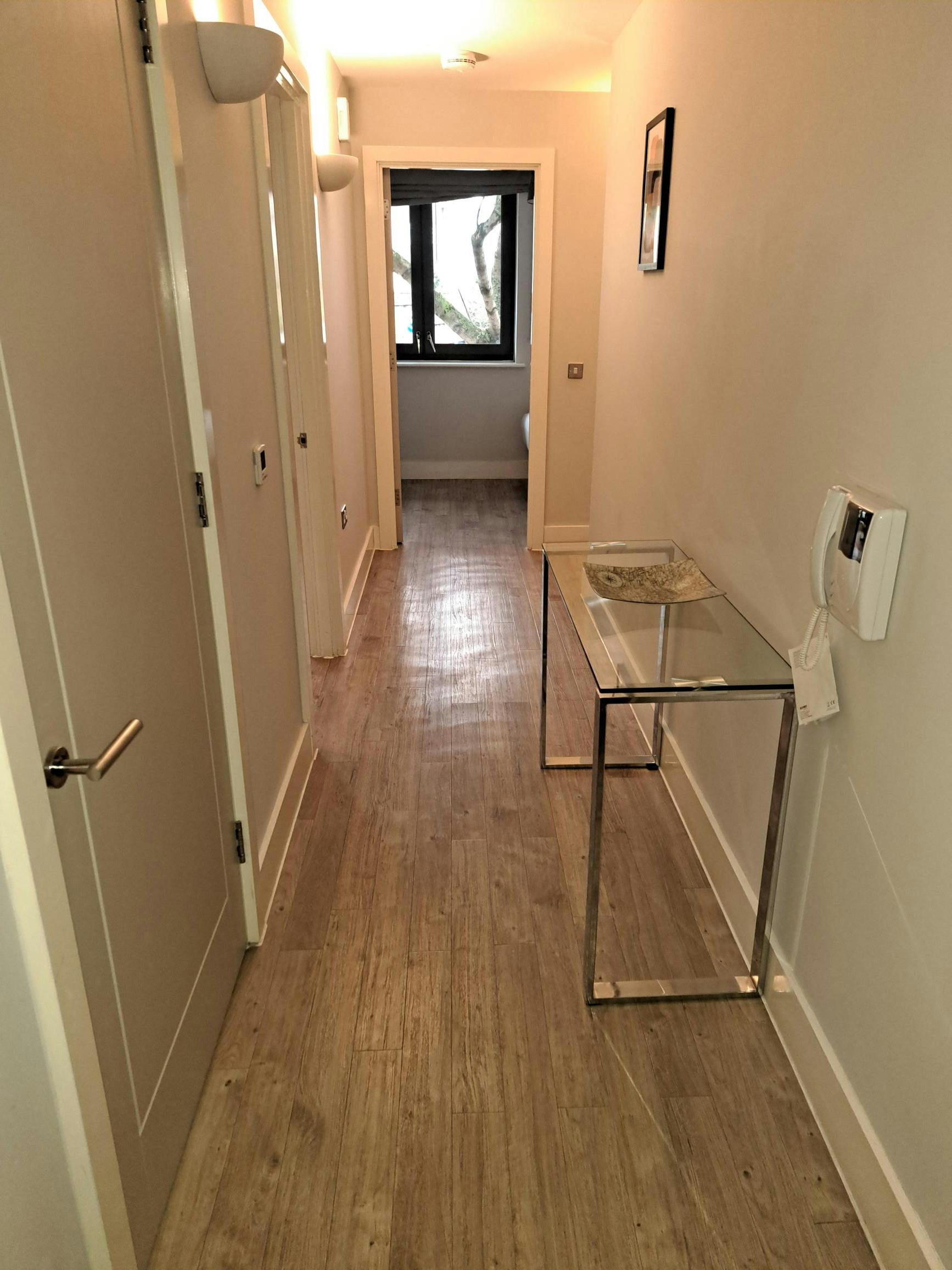 Apartment London, 2 beds — photo 3