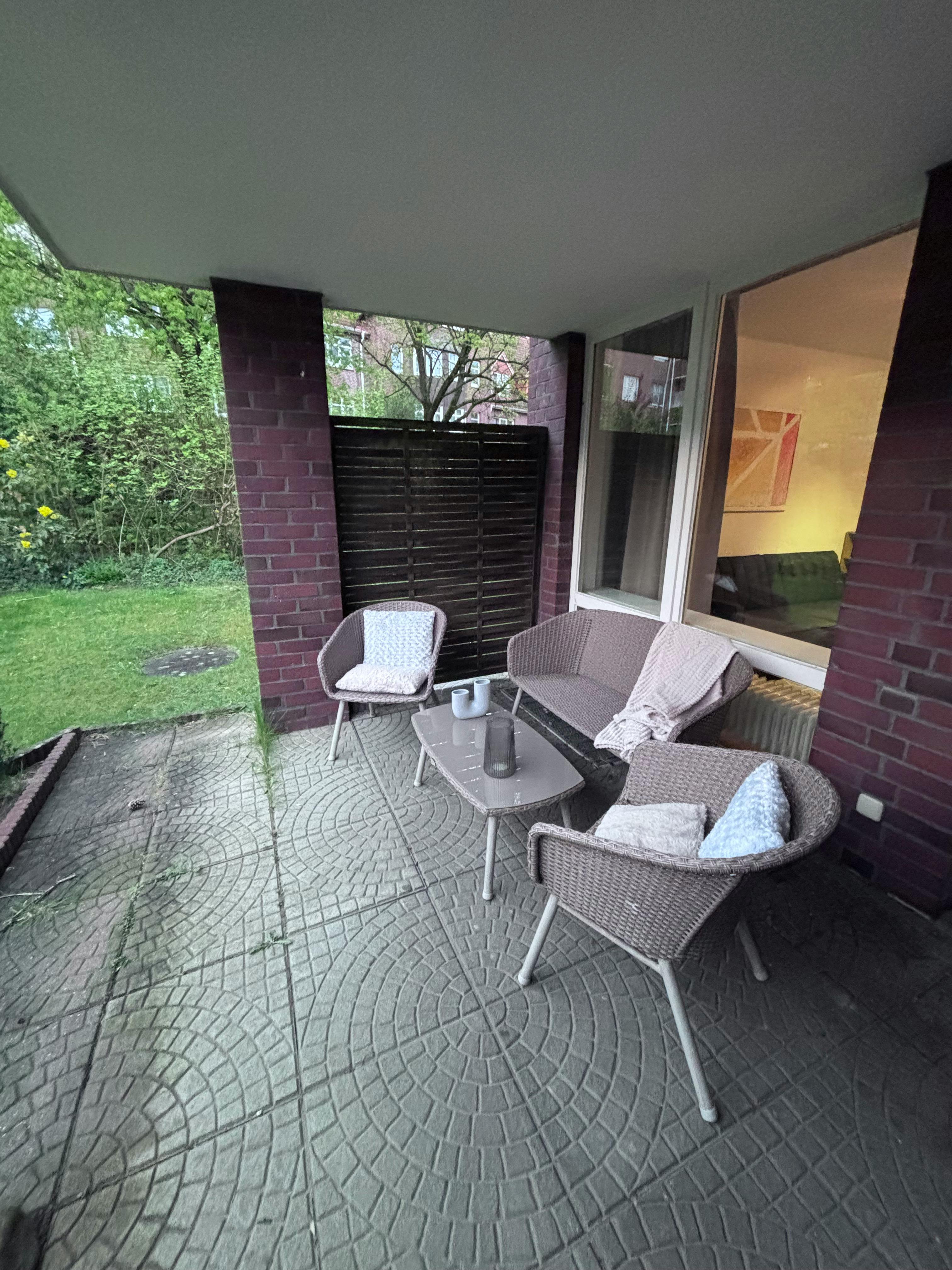 Lägenhet att hyra för 1 300 € i månaden i Wedel, Schulstraße