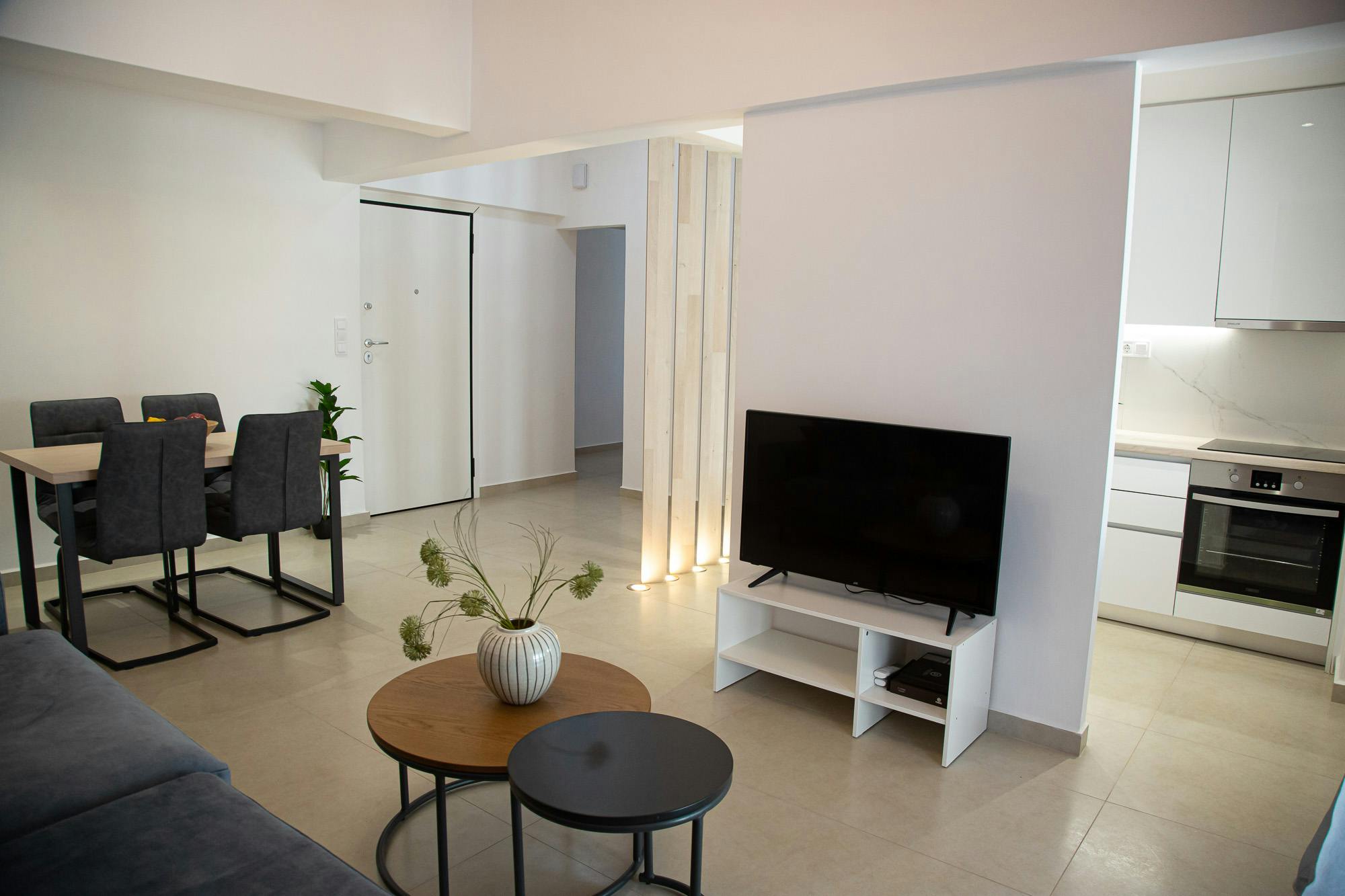 Wohnung zu mieten für 1.150 € pro Monat in Athina, Damareos