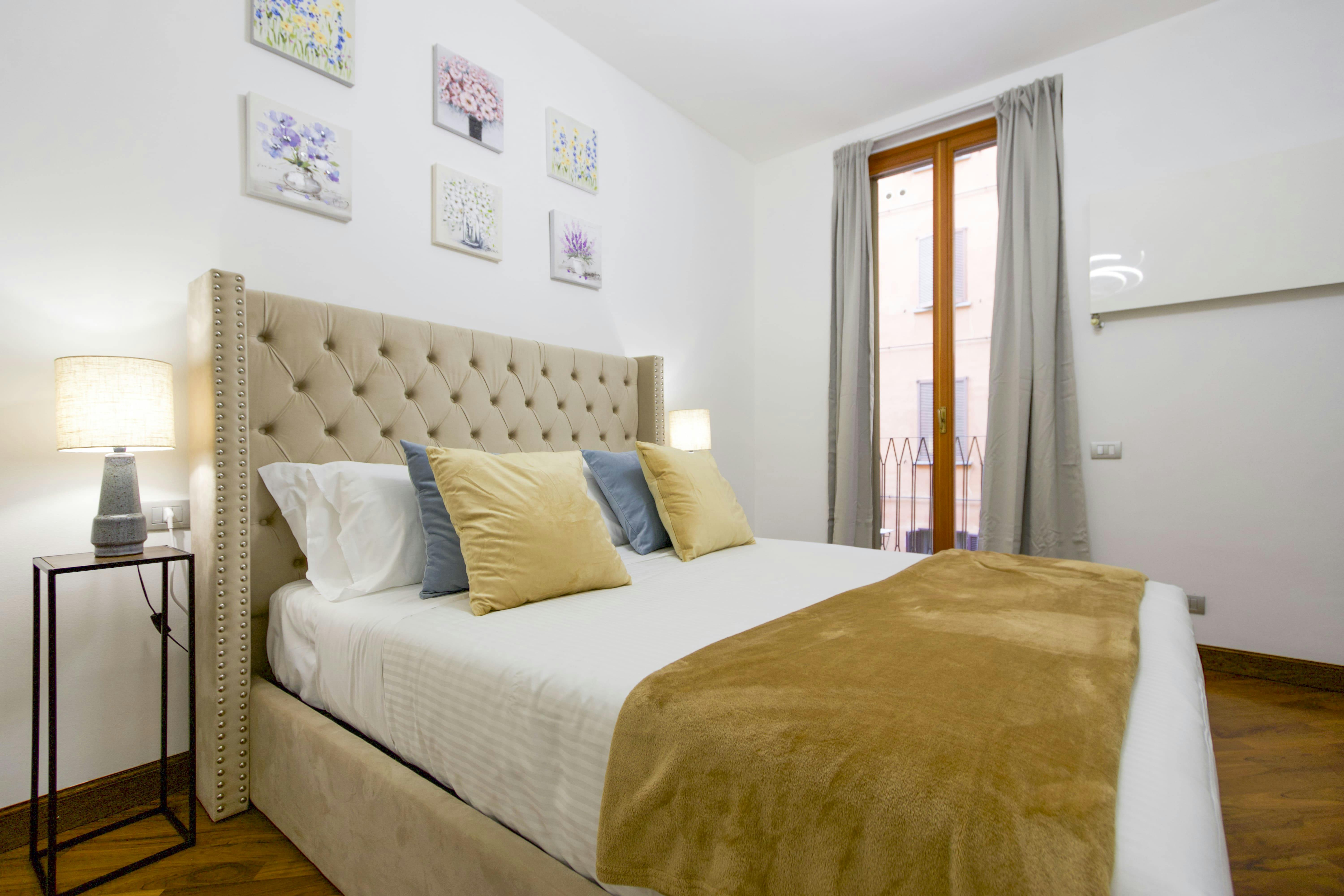 2-Bedroom Apartment in Corso Garibaldi, Milan (1698723) room image 1