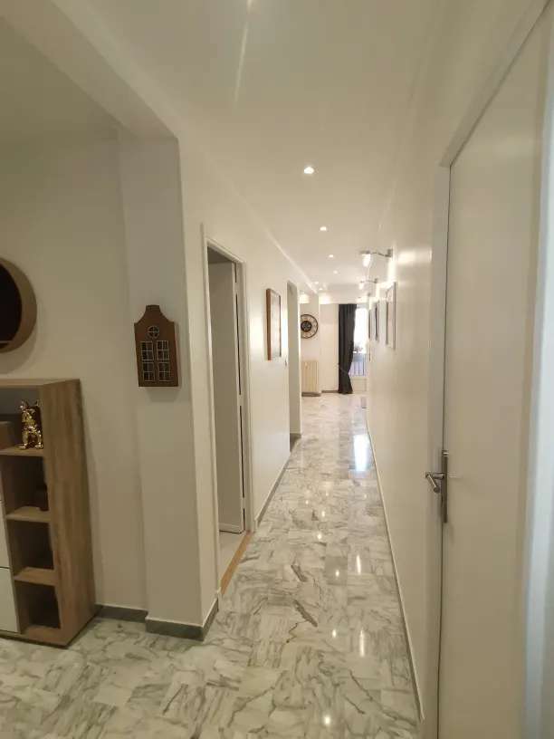 3-Bedroom Apartment in Avenue Henry Dunant, Nice (1698808) ROOM 4