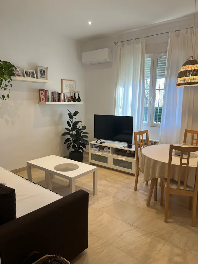 1-Bedroom House in Calle de Clavileño, Madrid (1698824) room image 1