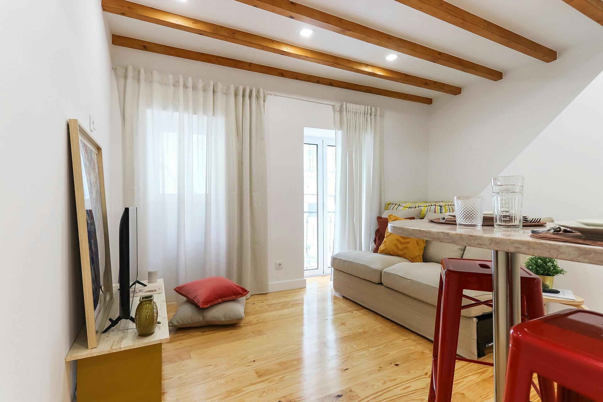 Apartamento para alugar por € 1.500 por mês em Lisbon, Rua de Martim Vaz