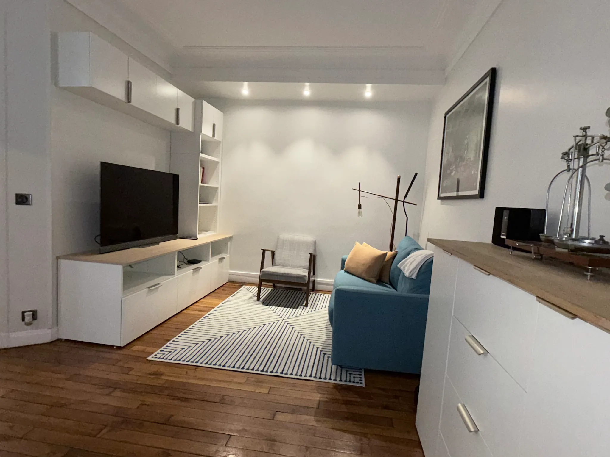 Rue Saint-Didier, Paris preview