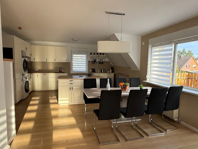 4-Bedroom Apartment in Grünefelder Straße, Berlin (1698952) room image 1