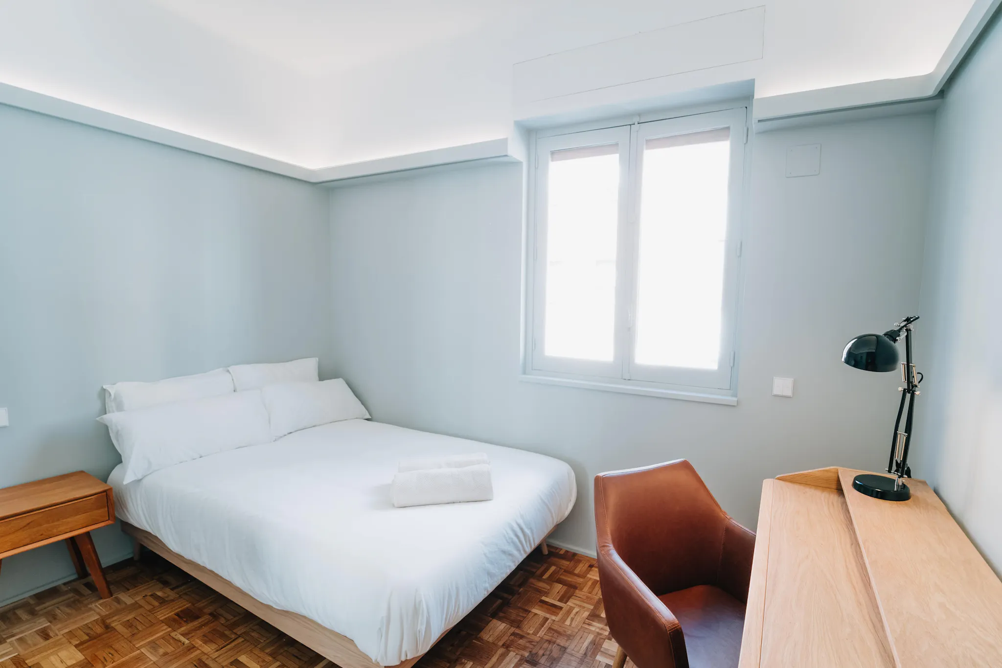 Calle de Oudrid, Madrid preview