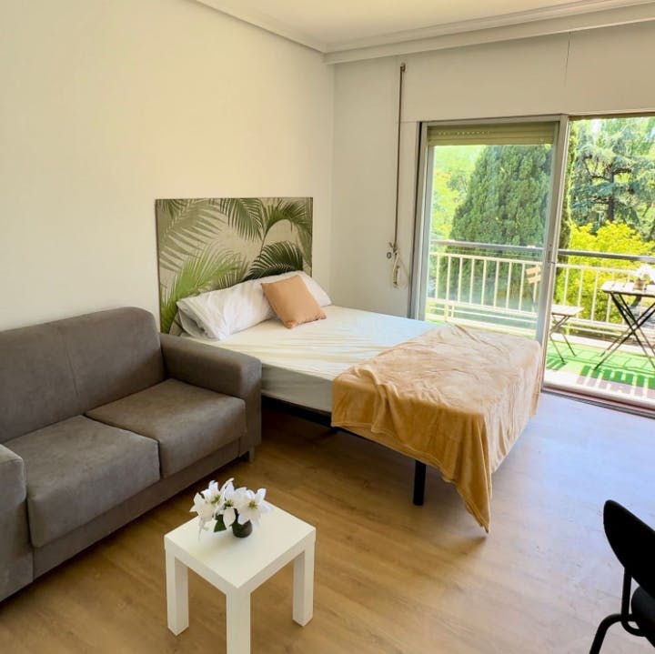 Calle de Arturo Soria, Madrid preview