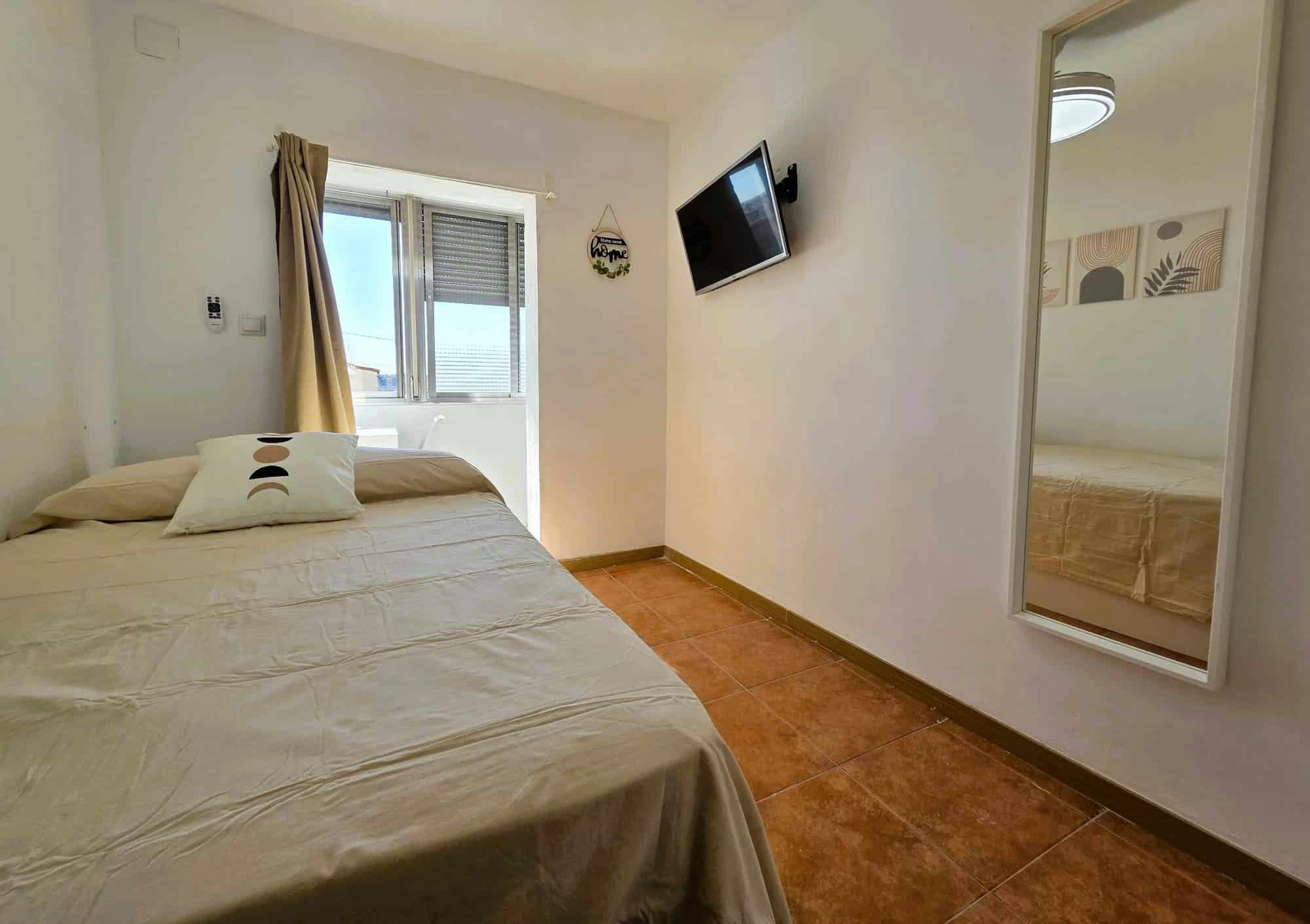 Calle de Vélez Málaga, Madrid preview