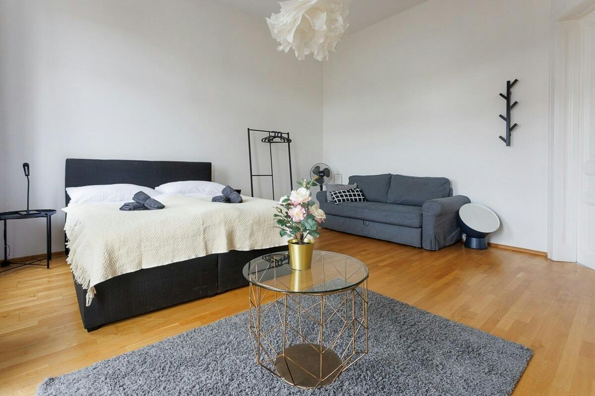 2-Bedroom Apartment in Währinger Gürtel, Vienna (1699109) ROOM 3