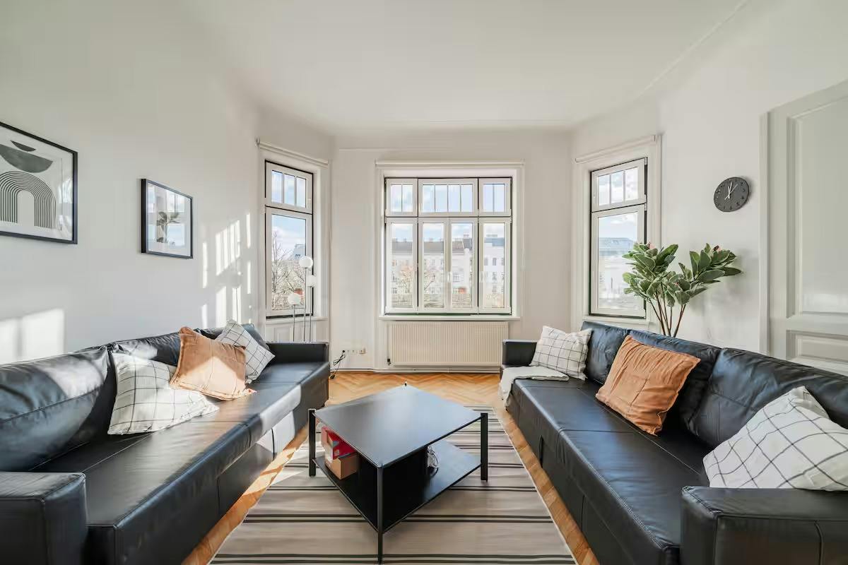 1-Bedroom Apartment in Währinger Gürtel, Vienna (1699119) room image 1