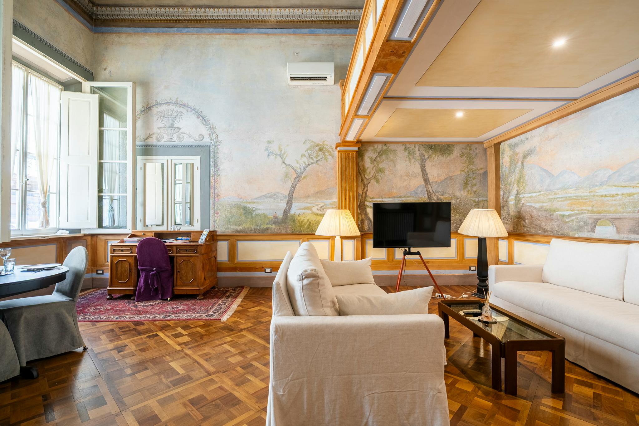 preview gallery tile