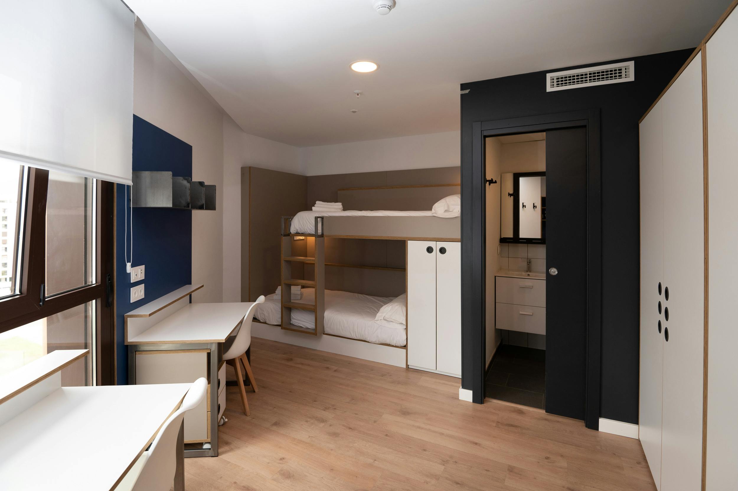 Mehrbettzimmer zu mieten für 635 € pro Monat in Málaga, Bulevar Louis Pasteur