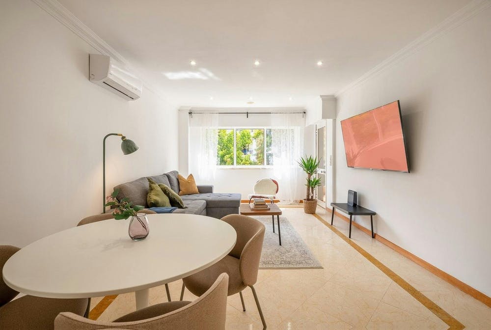 Avenida Manuel Júlio Carvalho e Costa, Cascais preview