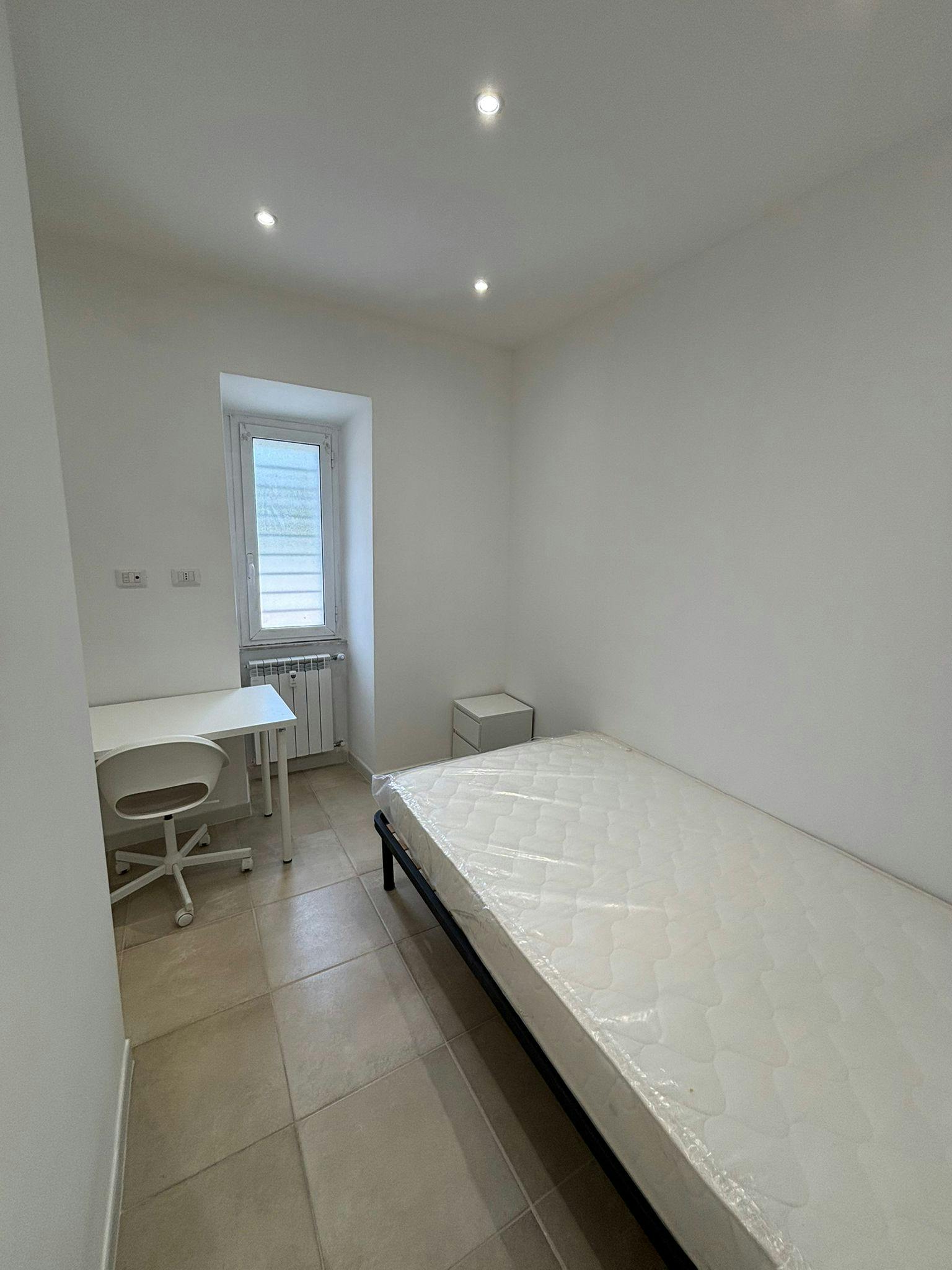 Apartment for rent for €1,200 per month in Rome, Via Benadir