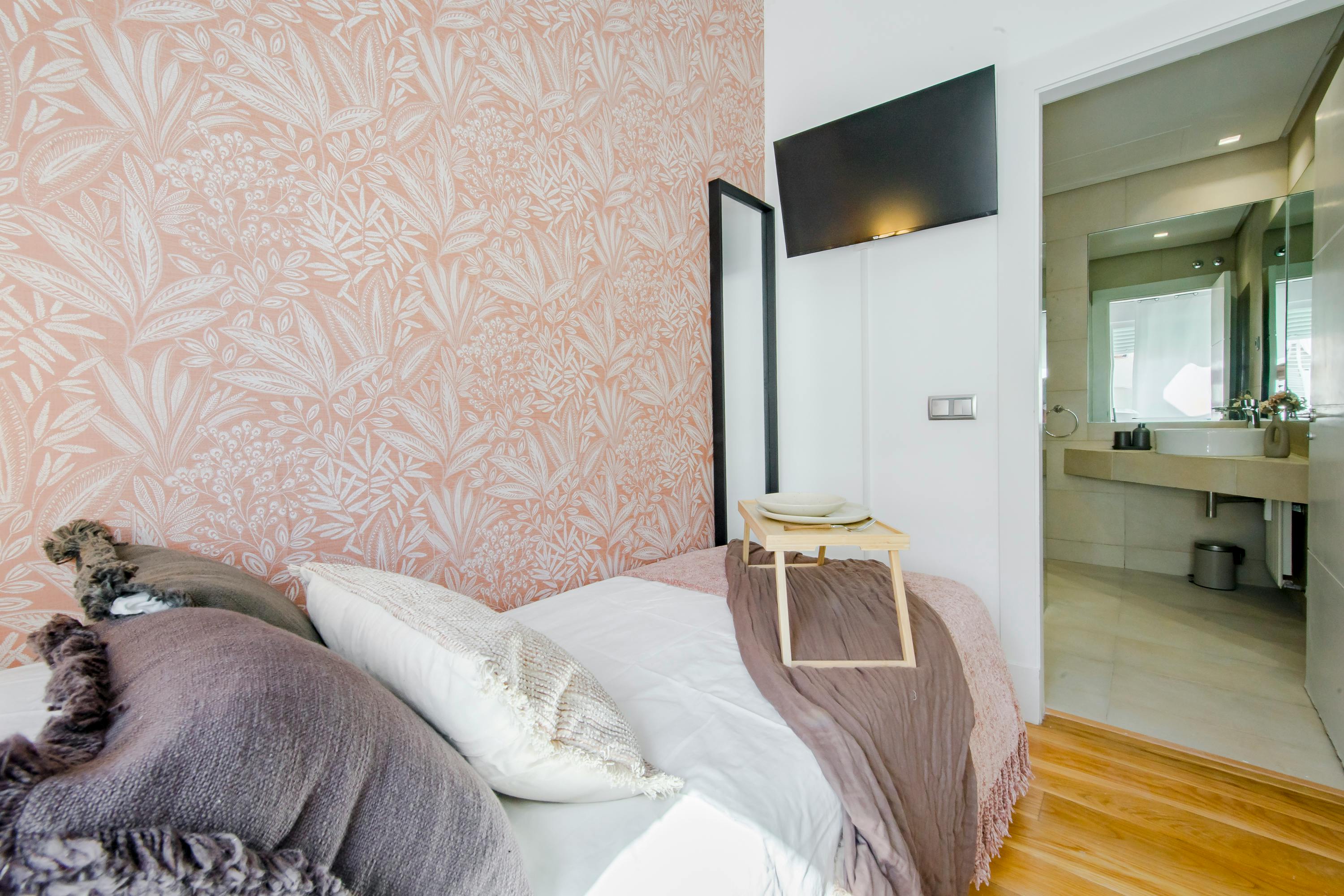 Calle de Serrano, Madrid preview