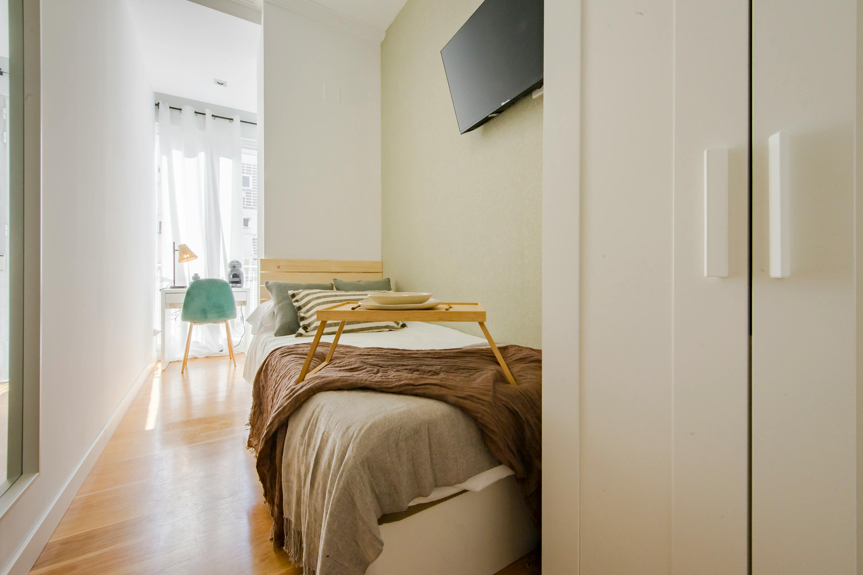 Calle de Serrano, Madrid preview