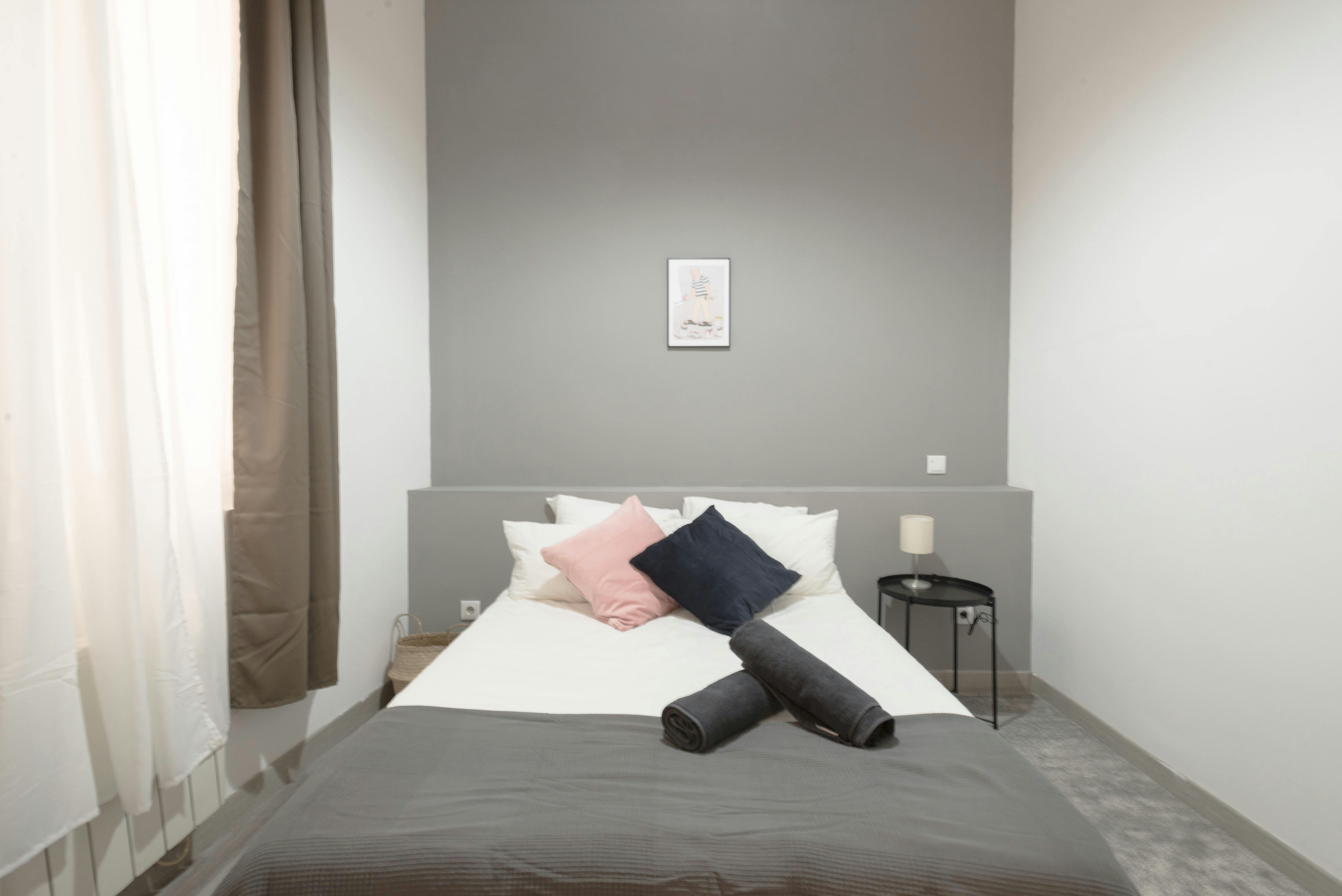 Calle de los Jardines, Madrid preview