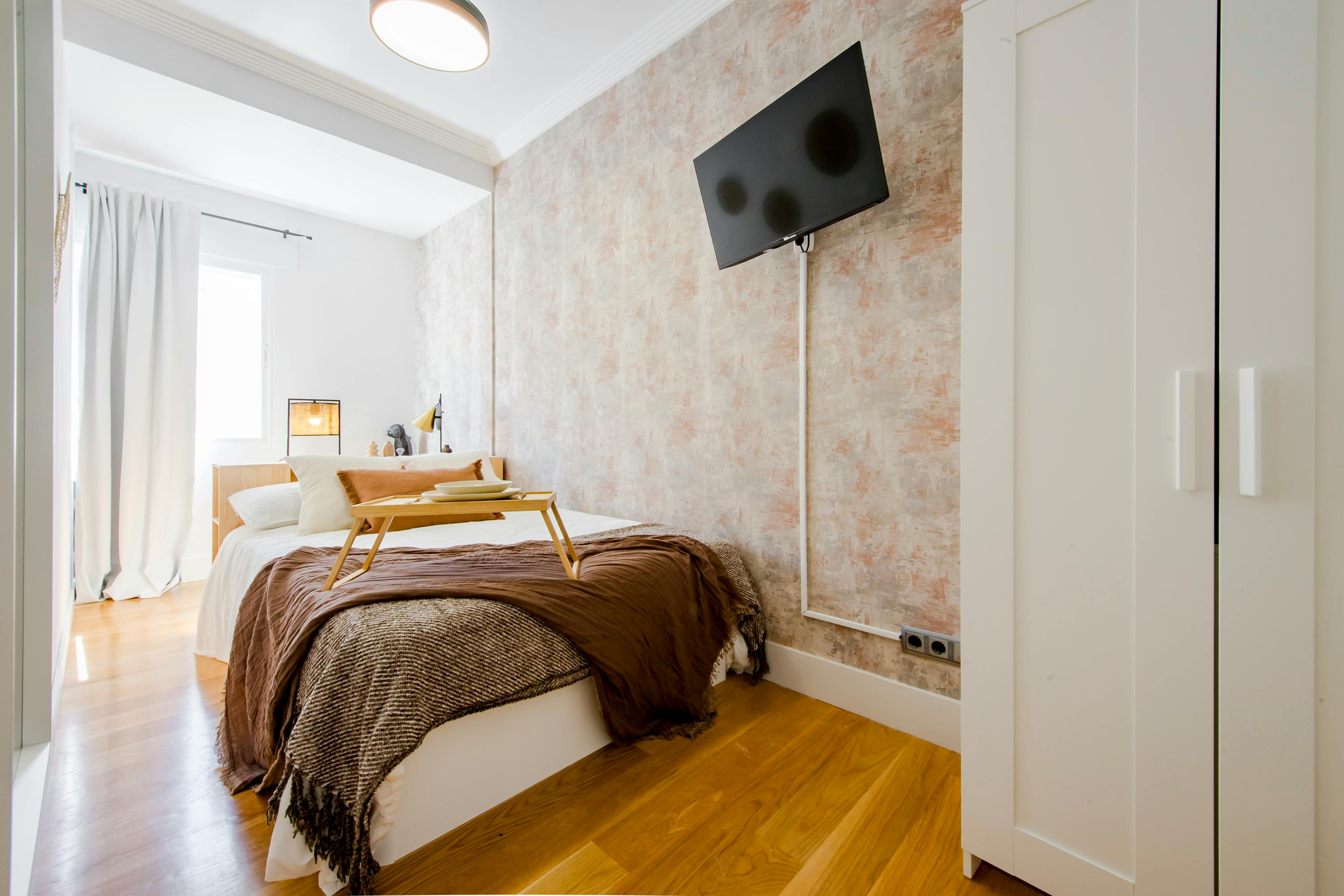 Calle de Serrano, Madrid preview