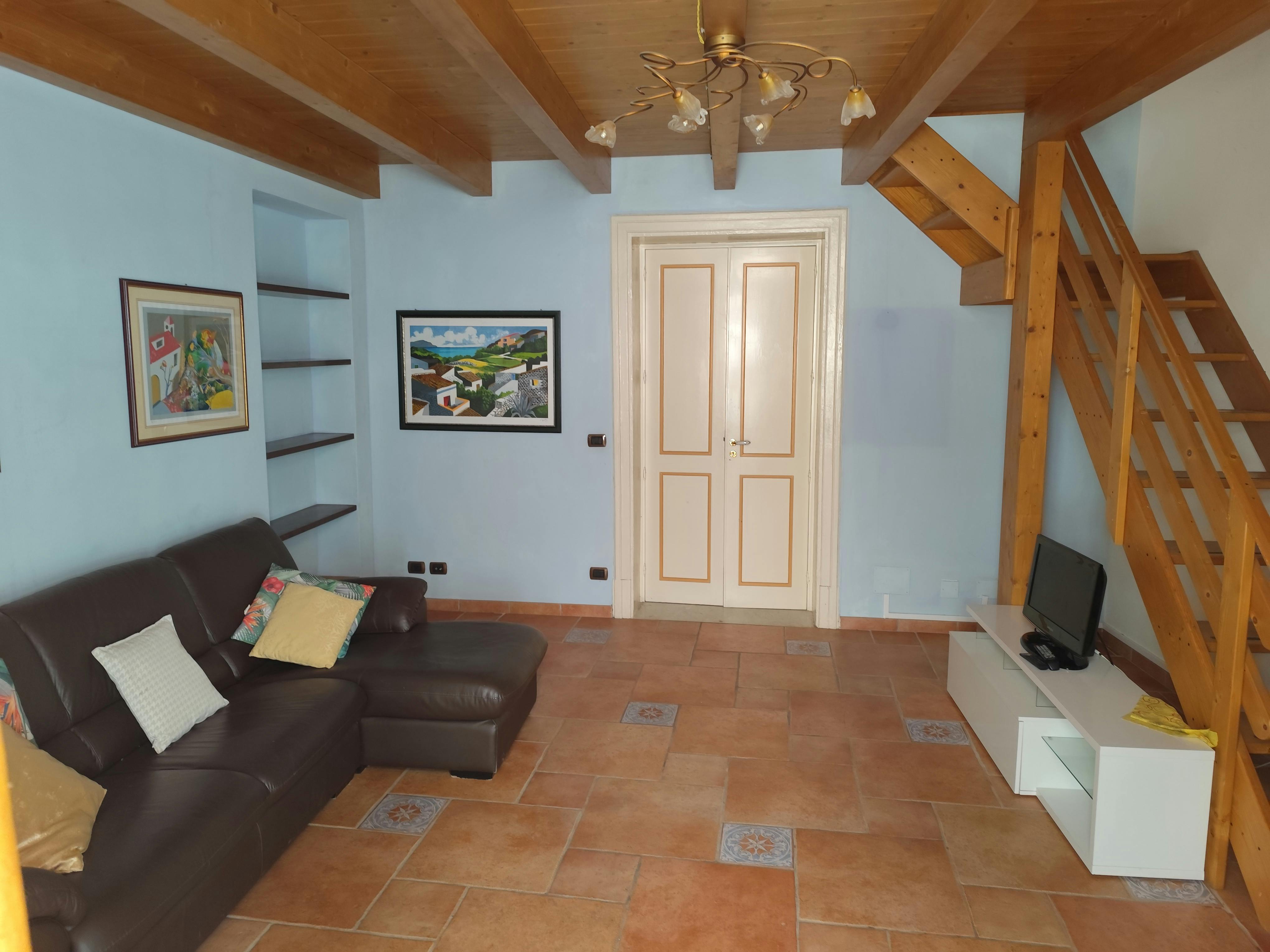 House for rent for €2,200 per month in Cefalù, Via Mandralisca