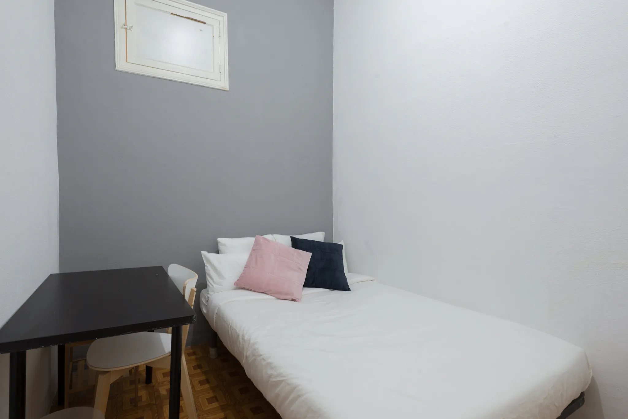 Calle de los Jardines, Madrid preview