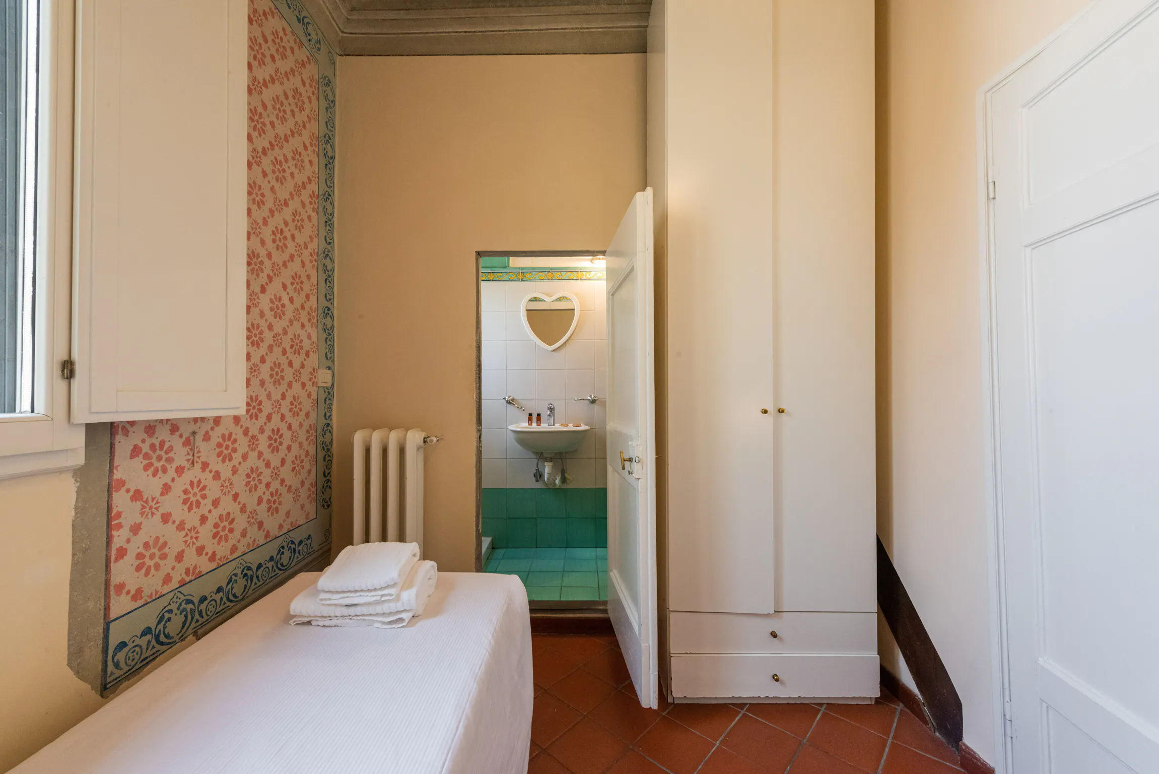 2-Bedroom Apartment in Via dei Fossi, Florence (1699363) ROOM 4