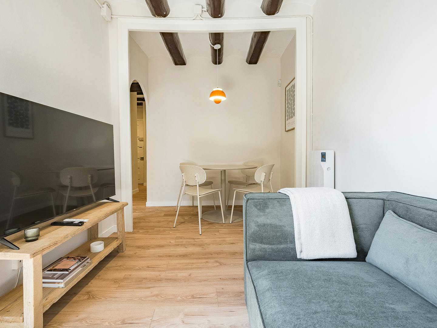 Apartment for rent for €1,760 per month in Barcelona, Carrer de Sant Pere Mitjà