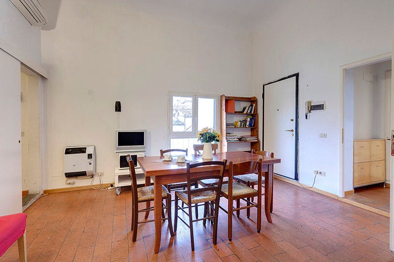 Via Ricasoli, Florence preview