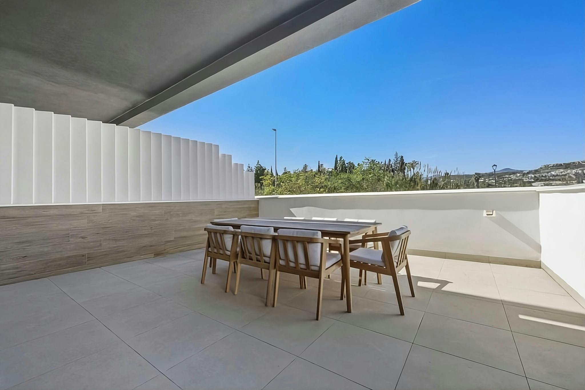 Будинок за оренду для 5 700 EUR на місяць у Estepona, Calle Ágata