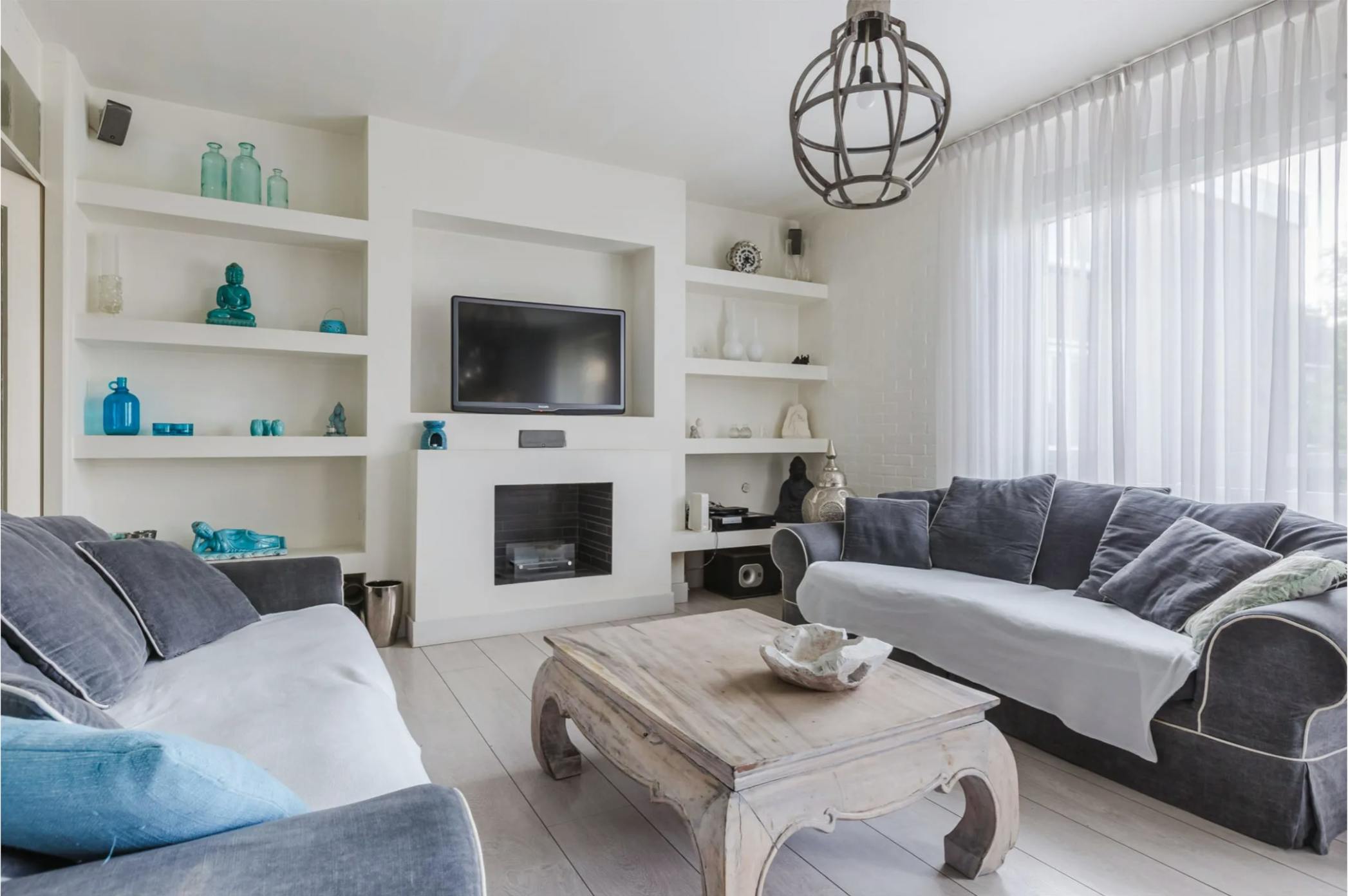 Lägenhet att hyra för 2 200 € i månaden i Duivendrecht, In de Papiermolen