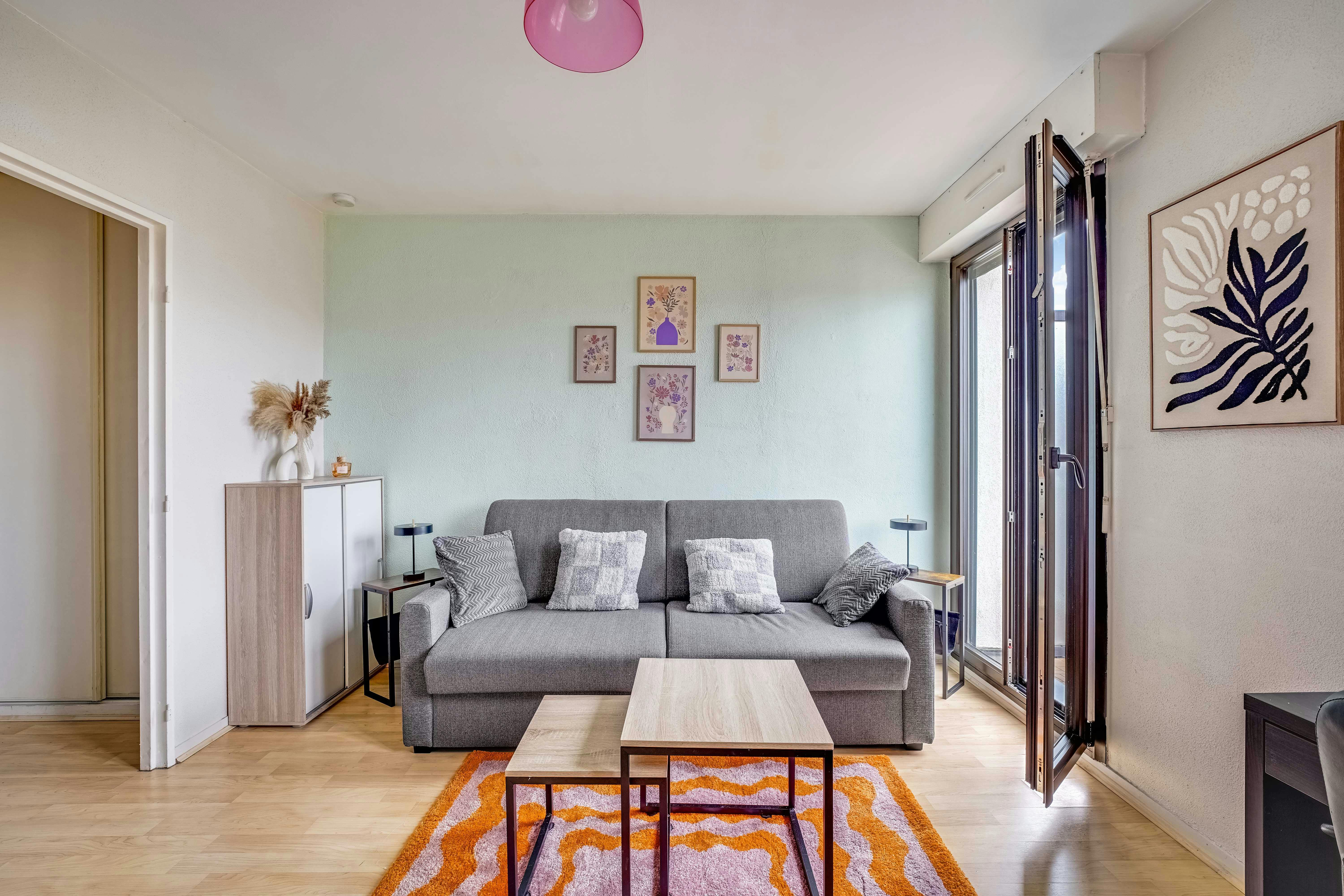 Studio para alugar por € 1.146 por mês em Courbevoie, Avenue Marceau