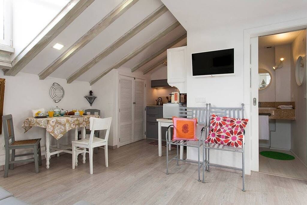 Apartment Lisbon, 2 beds — photo 10