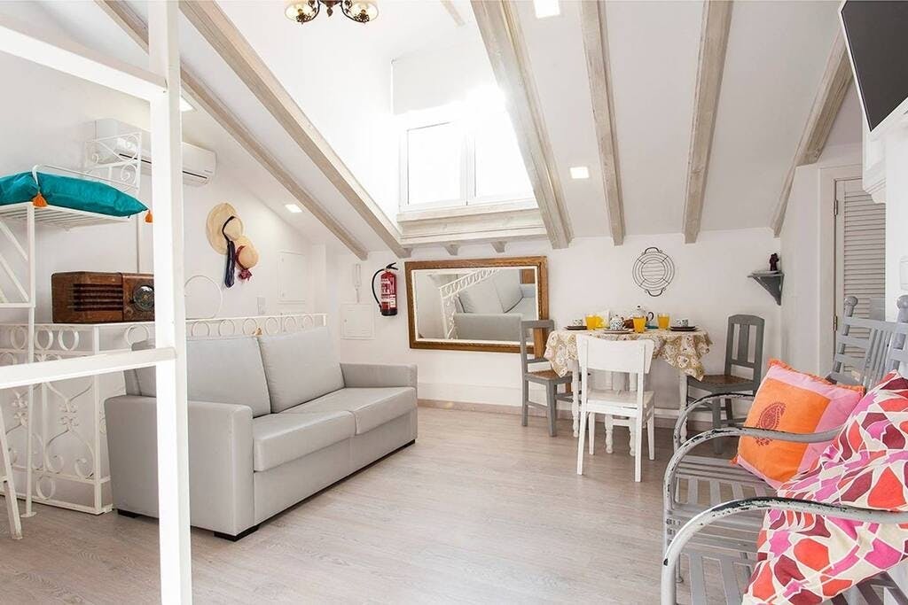 Apartment Lisbon, 2 beds — photo 1